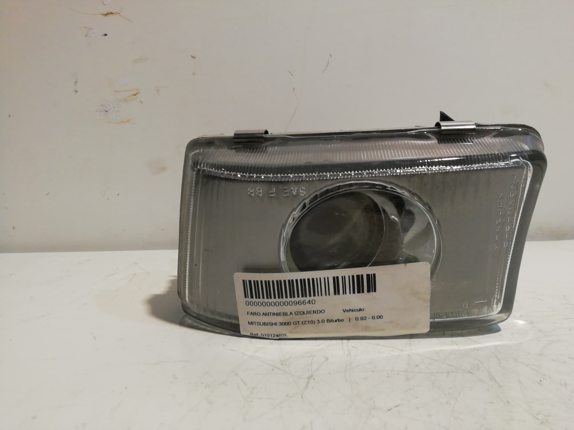 Faro antiniebla izquierdo MITSUBISHI CARISMA BERLINA 4 (DA0)