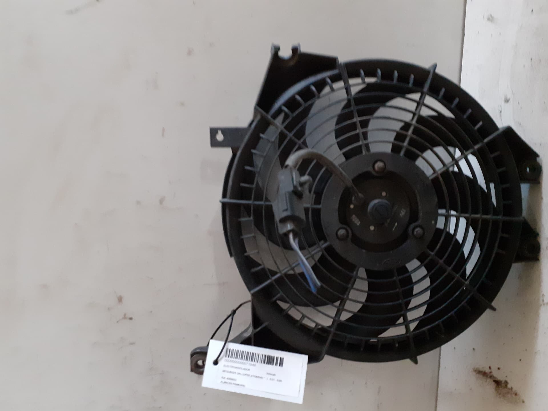Electroventilador MITSUBISHI CARISMA BERLINA 4 (DA0)