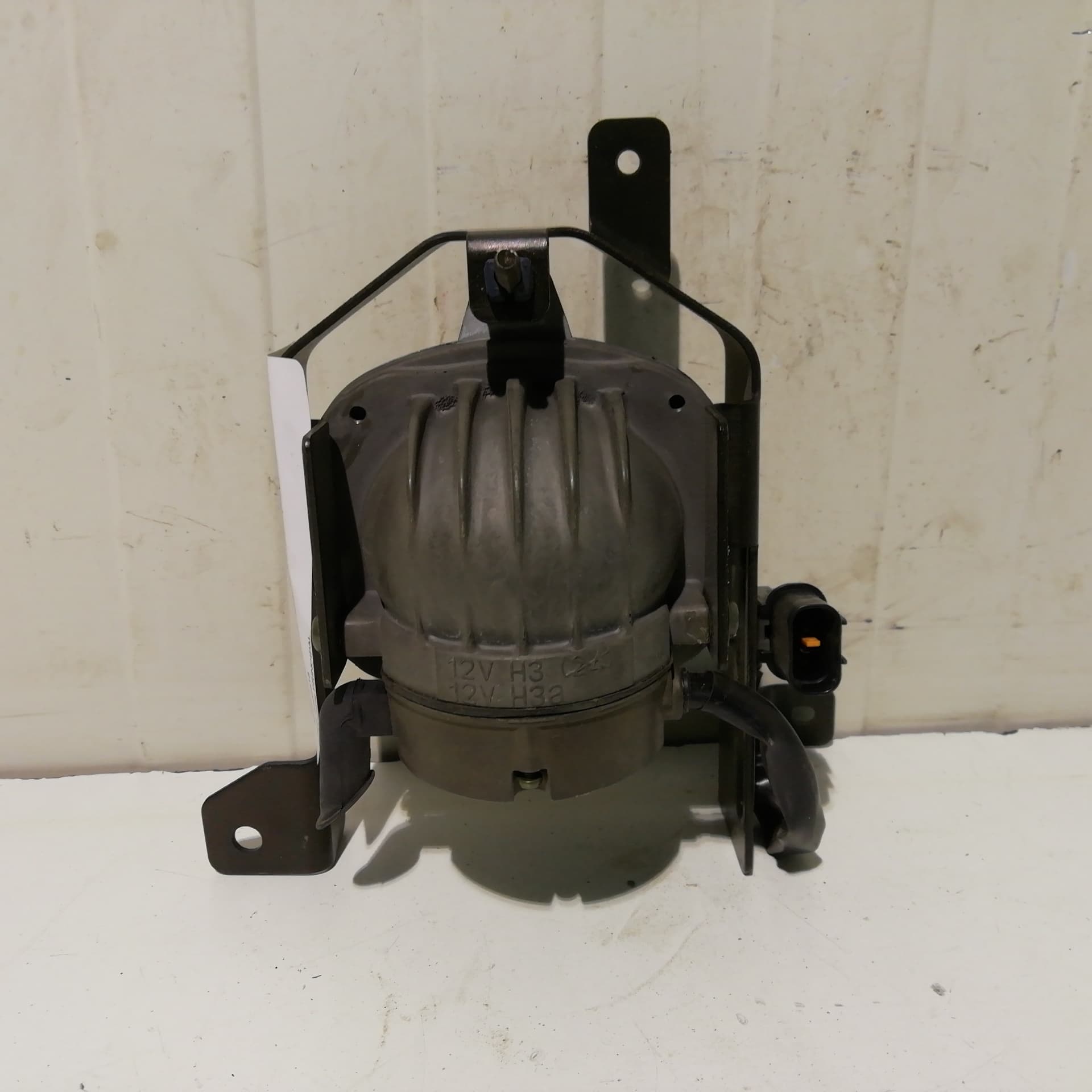 Faro antiniebla izquierdo MITSUBISHI CARISMA BERLINA 4 (DA0) 3