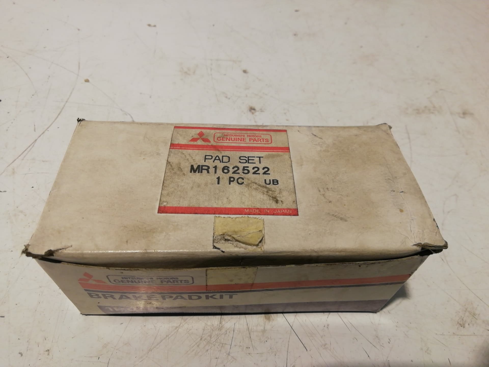 Pastillas de freno MITSUBISHI CARISMA BERLINA 4 (DA0)