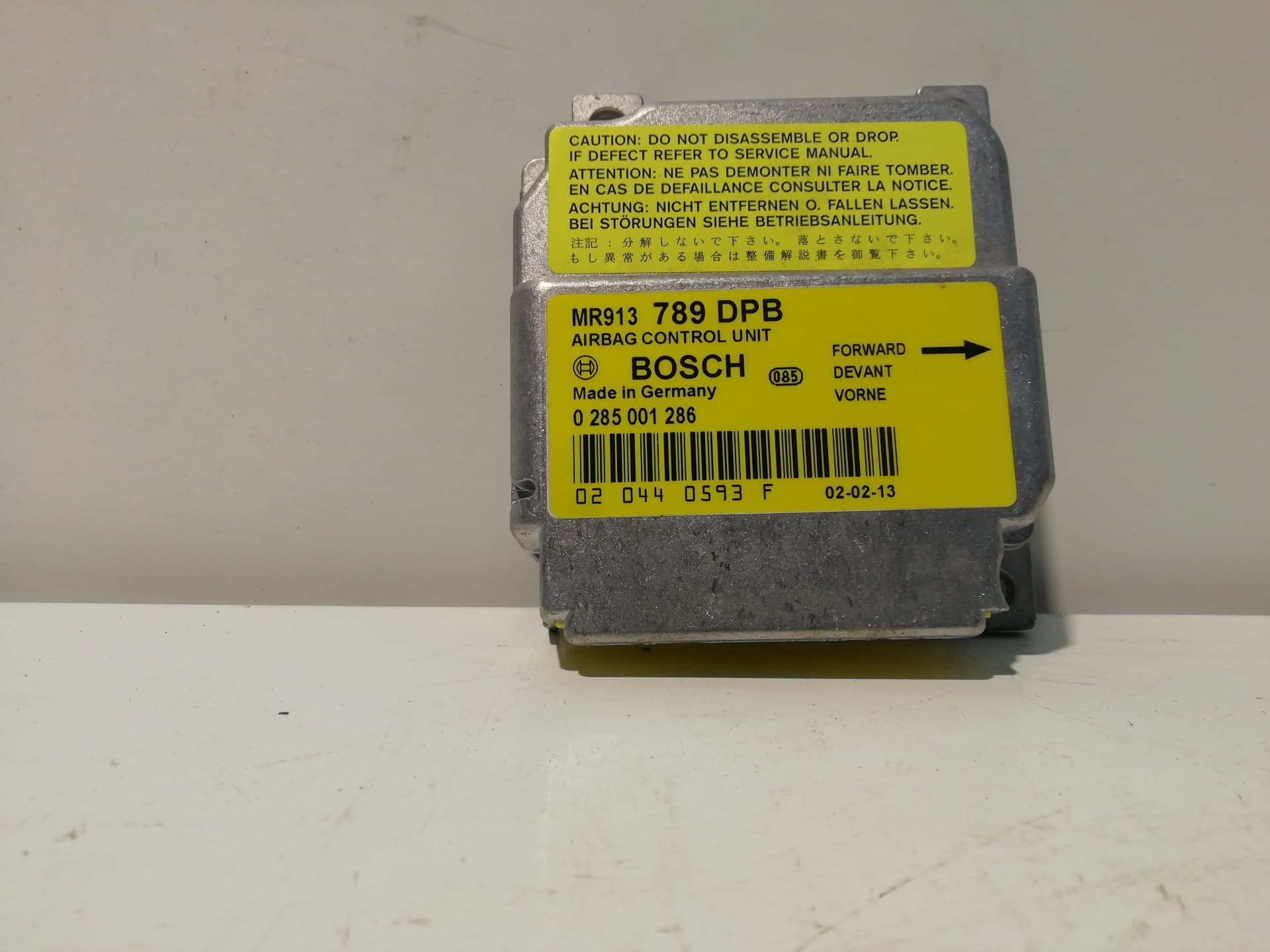 Centralita airbag MITSUBISHI CARISMA BERLINA 4 (DA0) 3