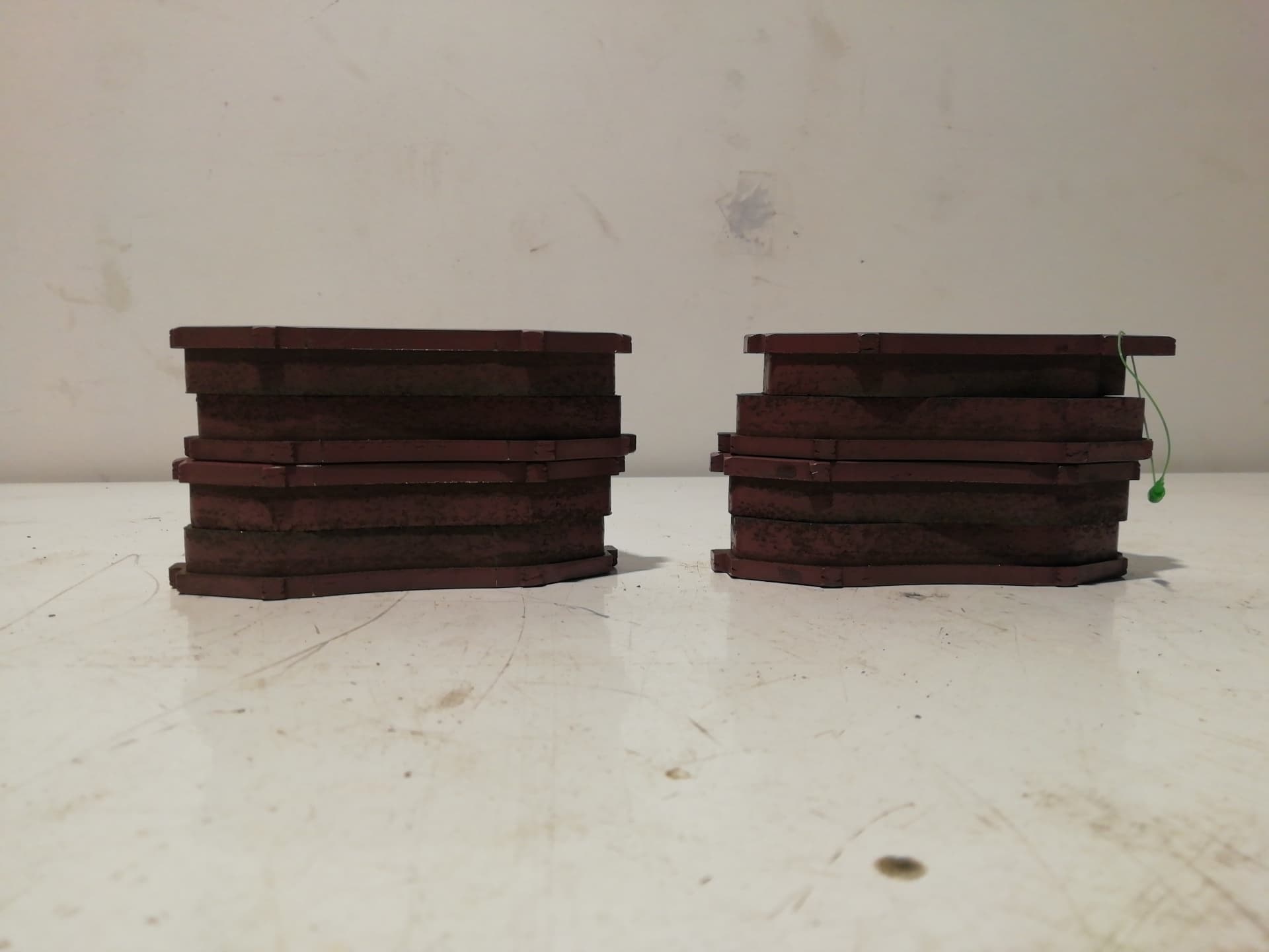 Pastillas de freno MITSUBISHI CARISMA BERLINA 4 (DA0)