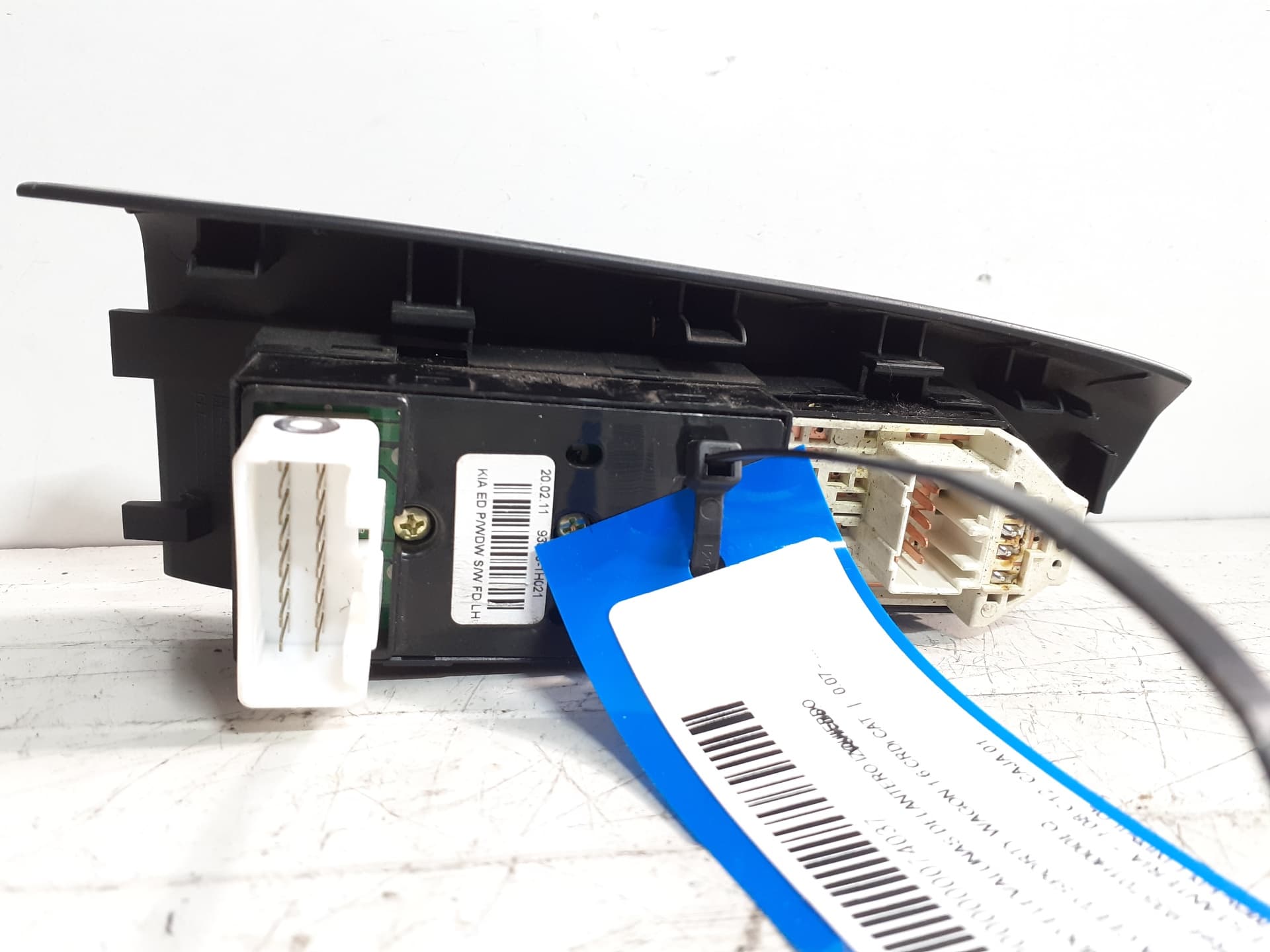 Mando elevalunas delantero izquierdo CITROEN AX 4
