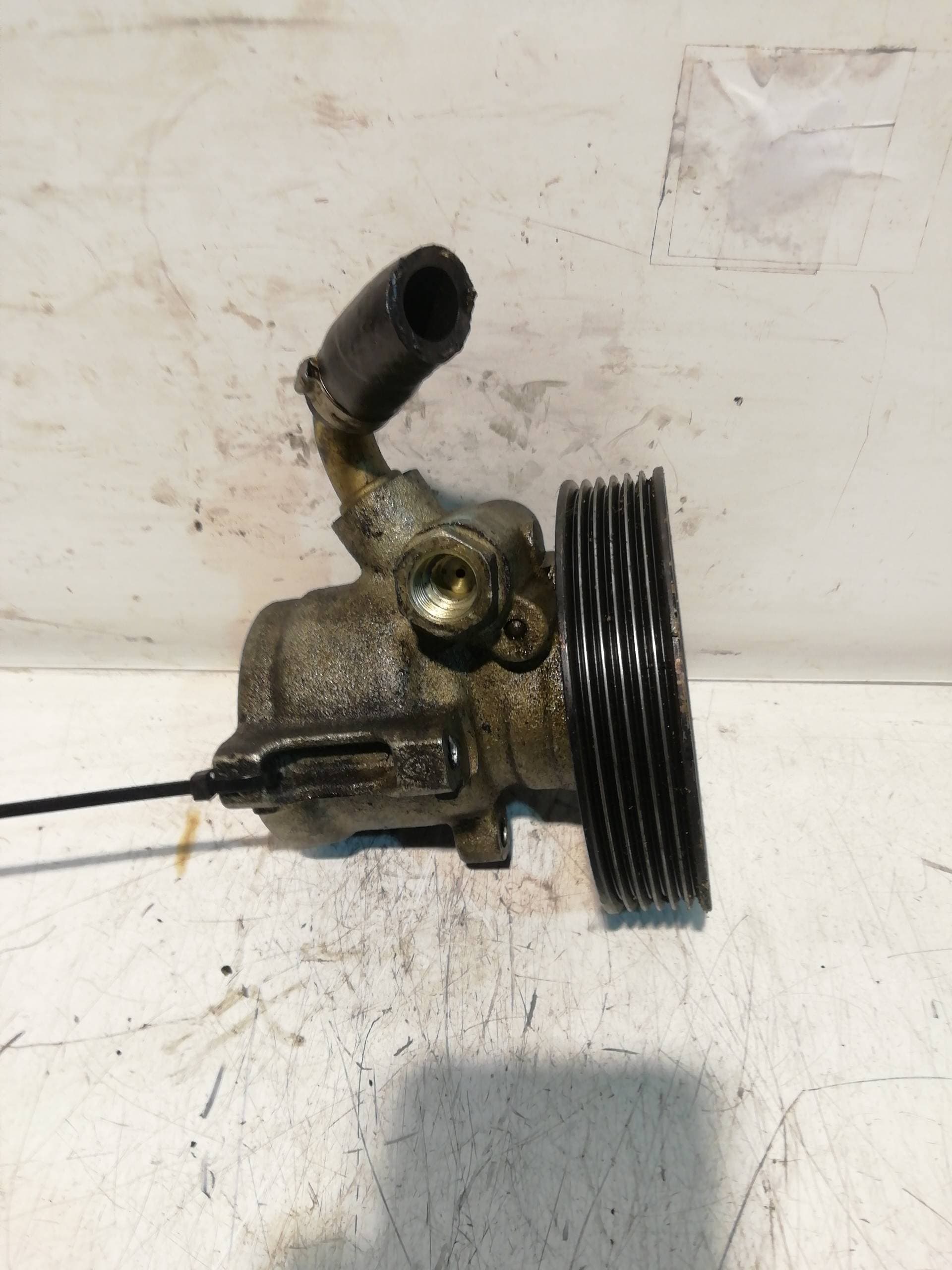 Bomba direccion PEUGEOT 306 BREAK
