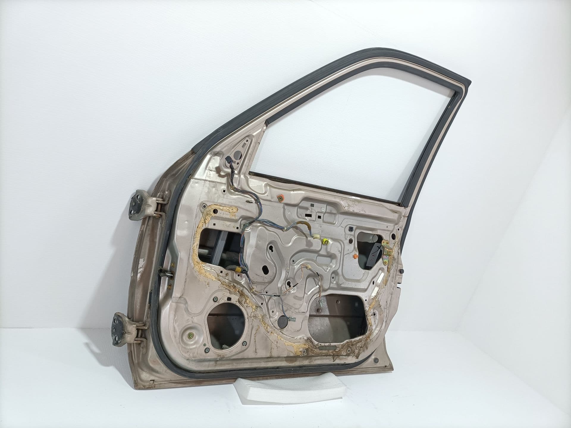 Puerta delantera derecha HONDA CR-V (RD1/3) 3