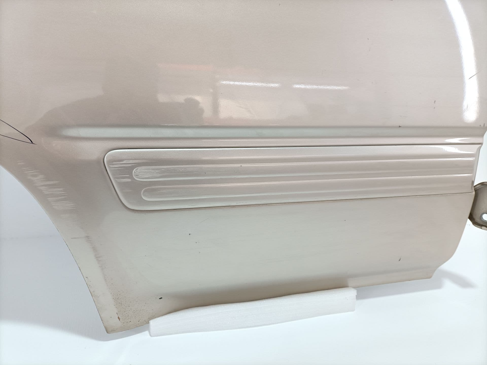 Puerta trasera derecha HONDA CR-V (RD1/3) 4
