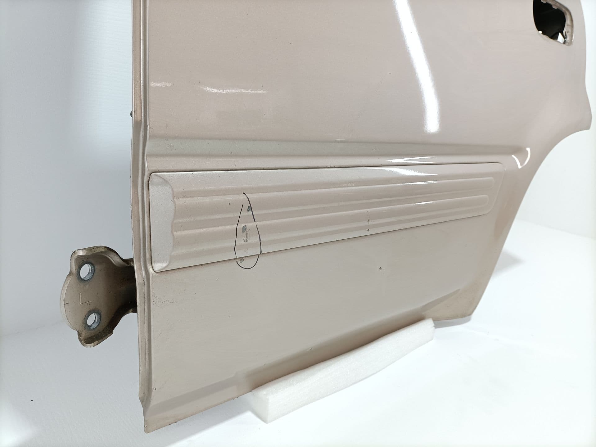 Puerta trasera izquierda HONDA CR-V (RD1/3) 4