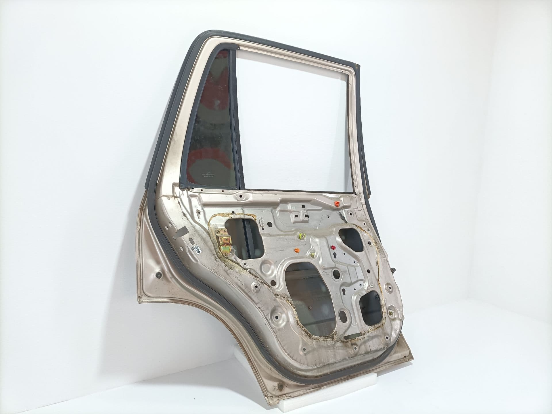Puerta trasera izquierda HONDA CR-V (RD1/3) 3