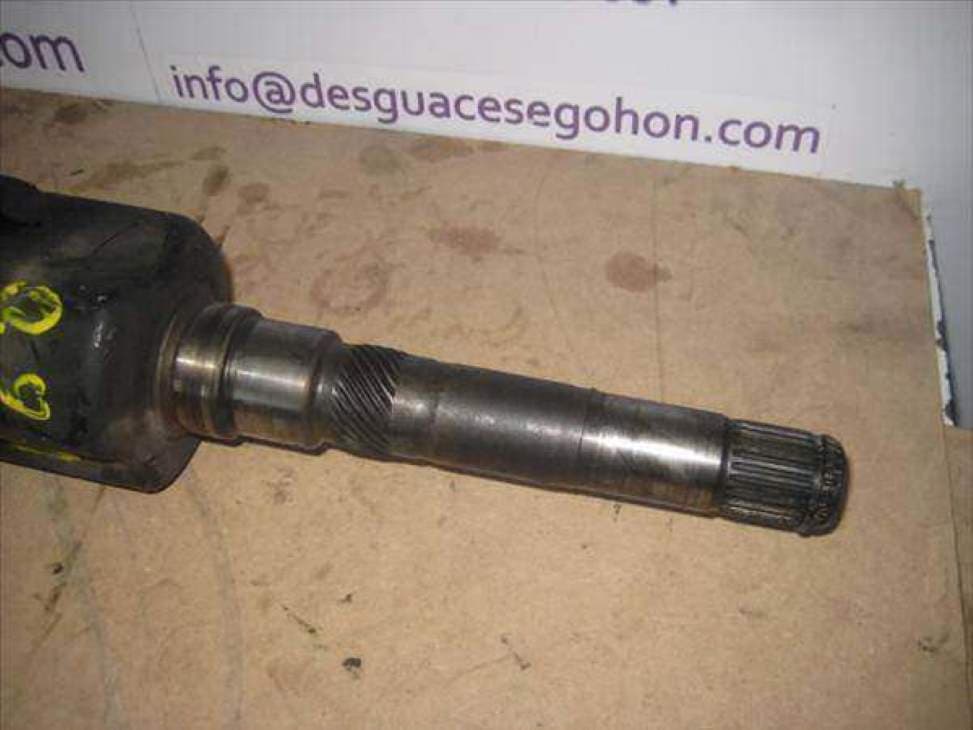 Transmision delantera derecha CHRYSLER VOYAGER (ES) 3
