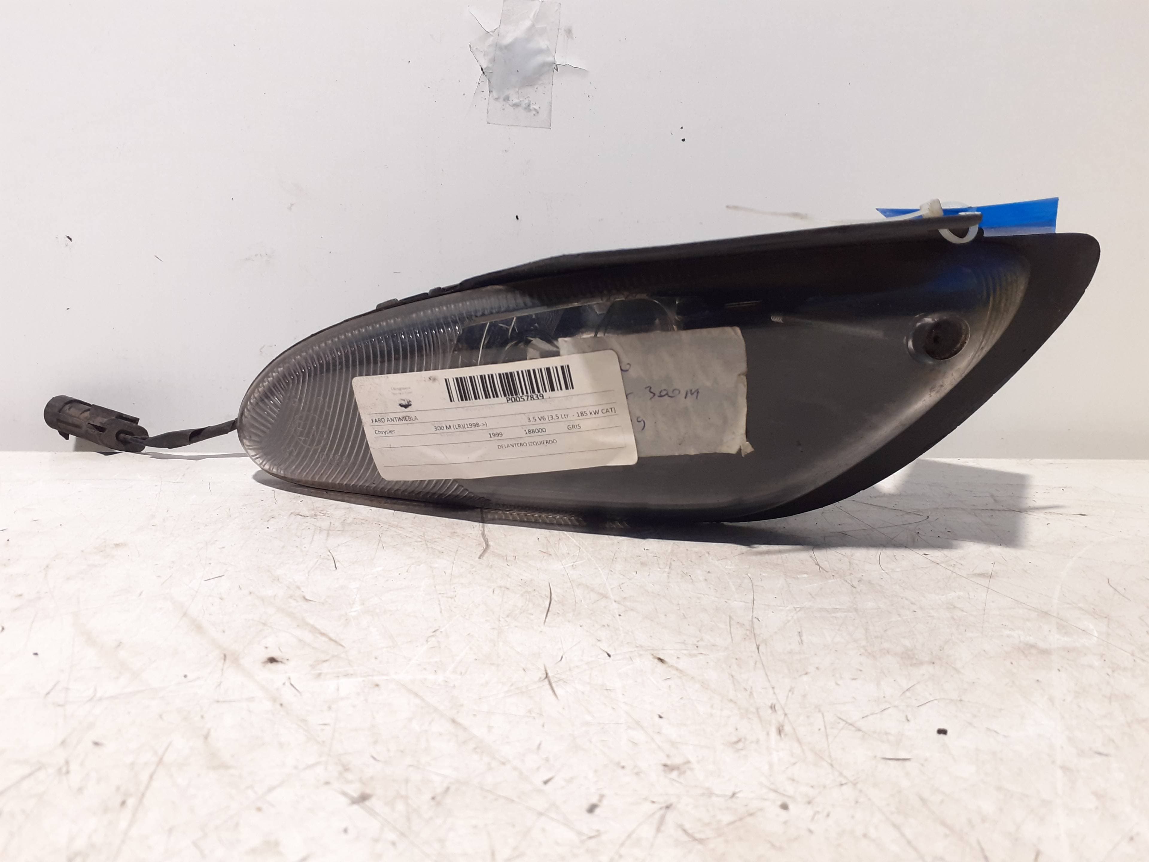 Faro antiniebla derecho CHRYSLER VOYAGER (ES)