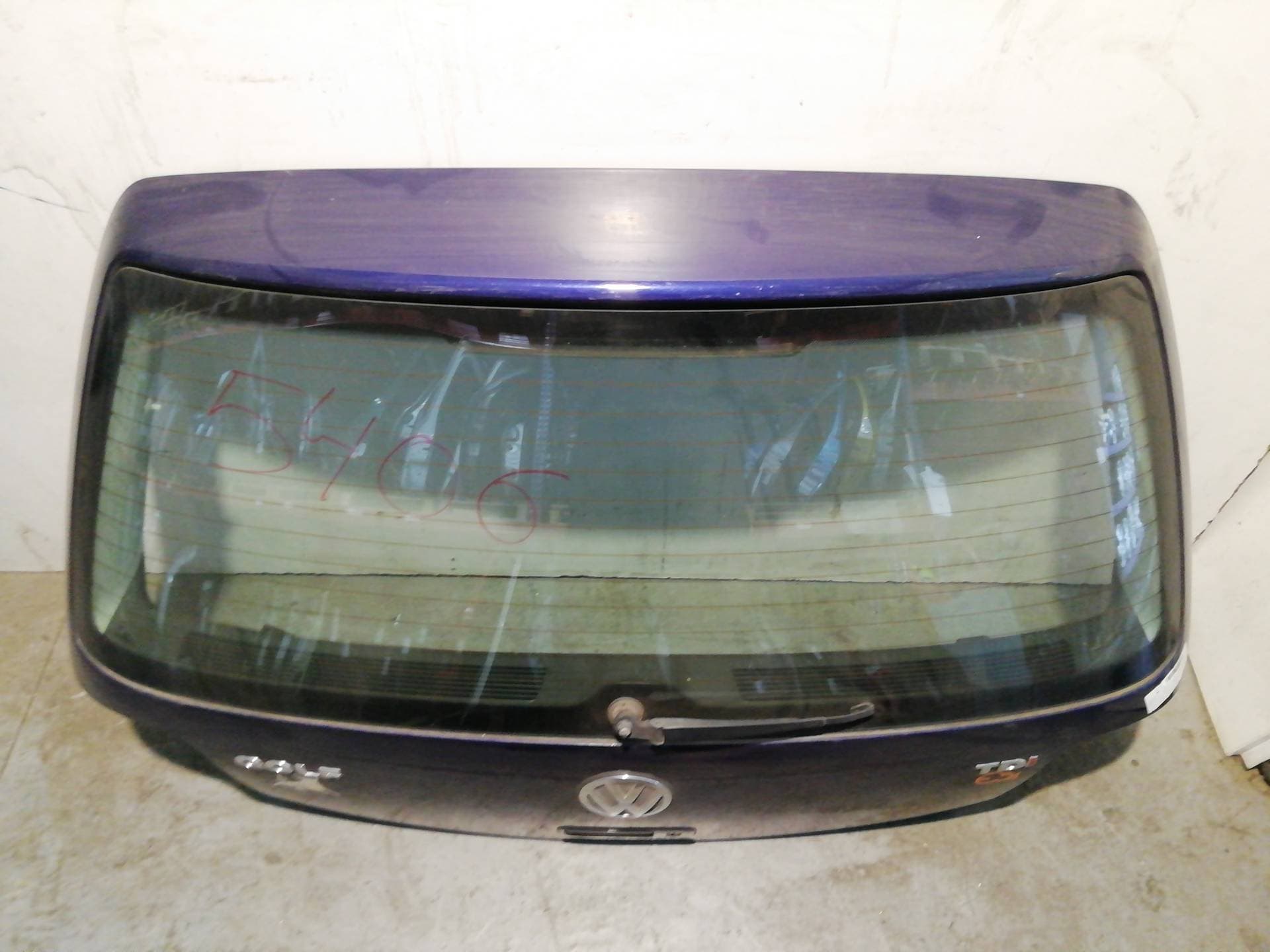Porton trasero VOLKSWAGEN GOLF IV BERLINA (1J1)