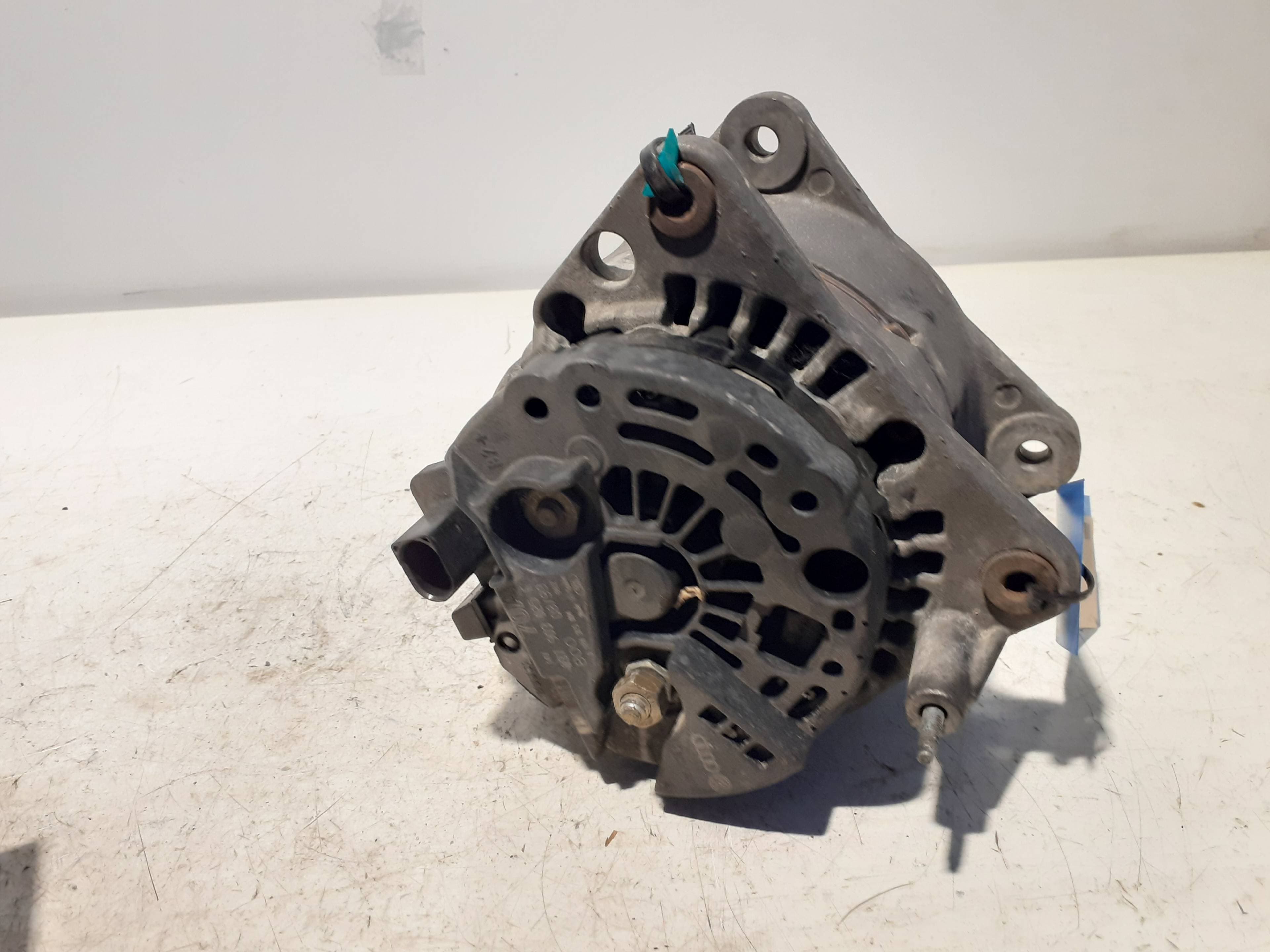 Alternador VOLKSWAGEN GOLF IV BERLINA (1J1) 3