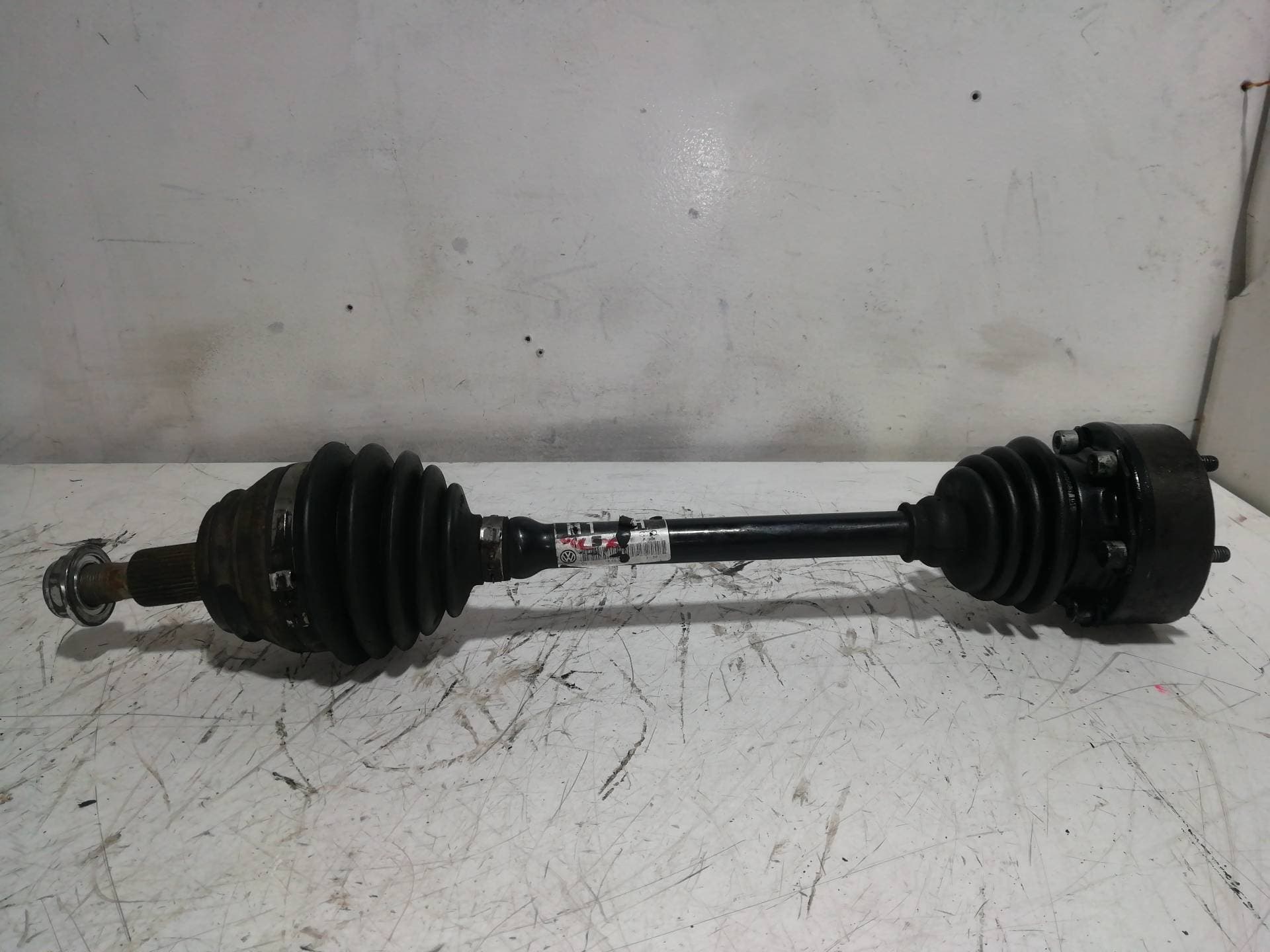 Transmision delantera izquierda VOLKSWAGEN GOLF IV BERLINA (1J1)