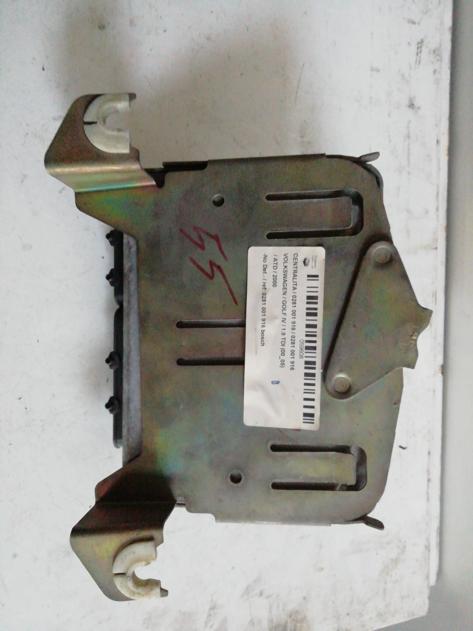 Centralita motor uce VOLKSWAGEN GOLF IV BERLINA (1J1) 3