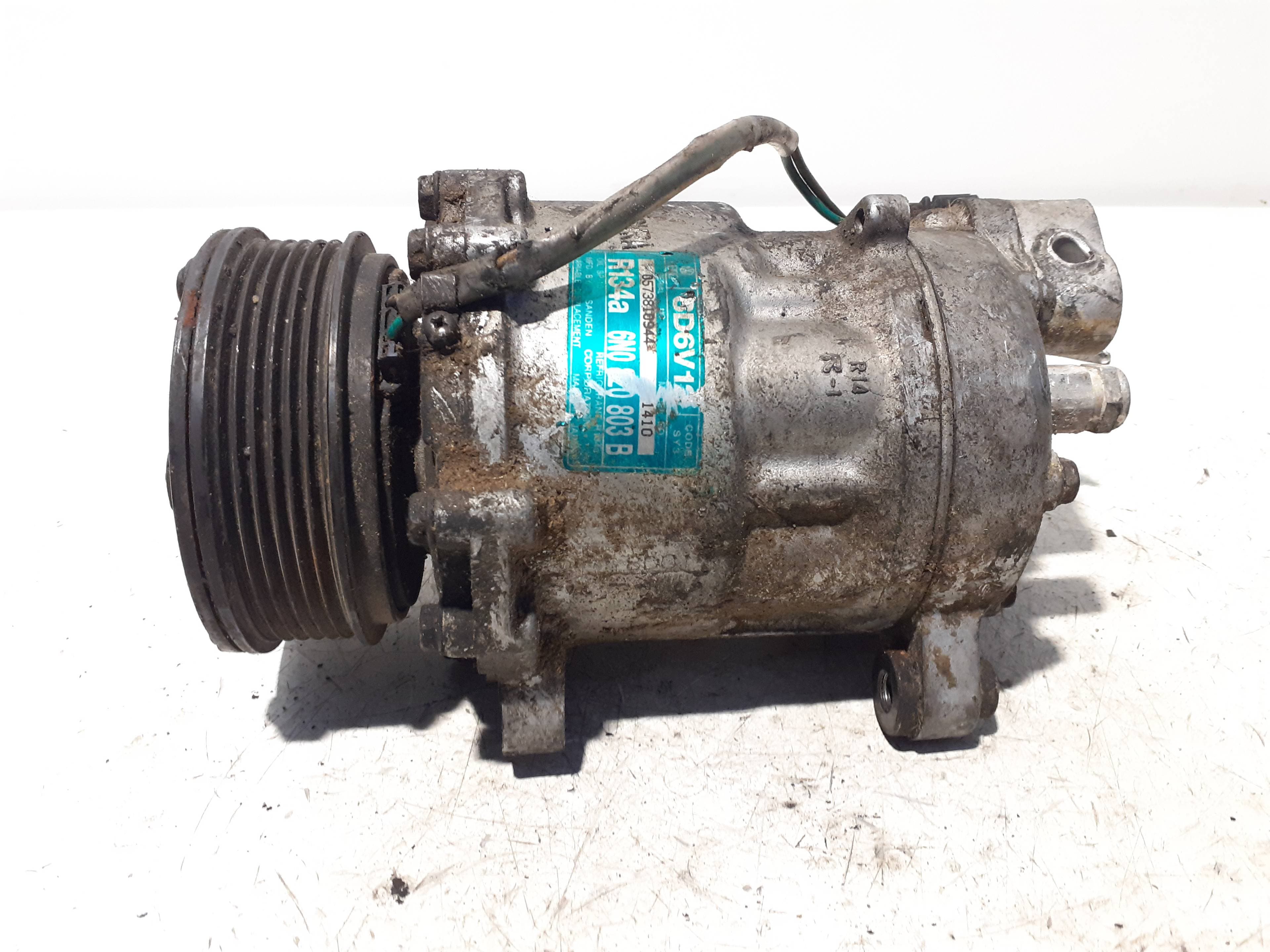 Recambio VOLKSWAGEN GOLF IV BERLINA (1J1) ref. SD6V121410 4