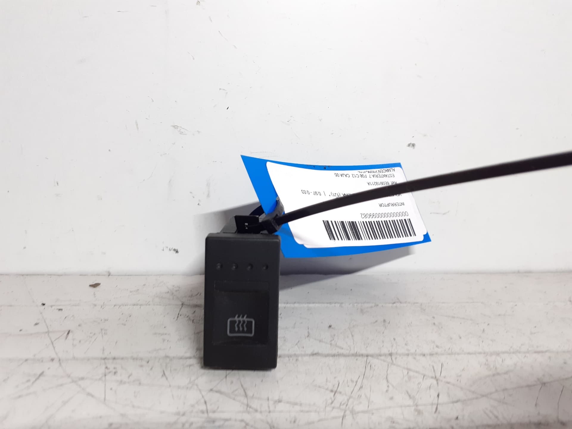 Interruptor VOLKSWAGEN GOLF IV BERLINA (1J1)