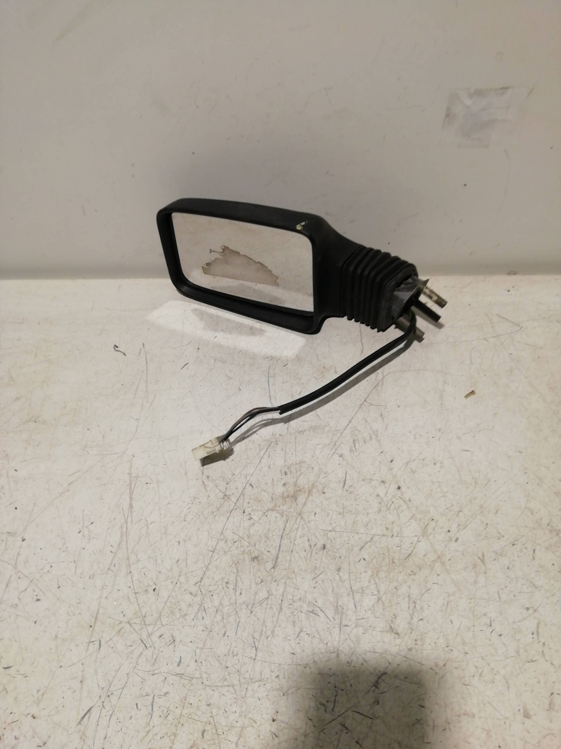 Retrovisor izquierdo PEUGEOT 405 BERLINA
