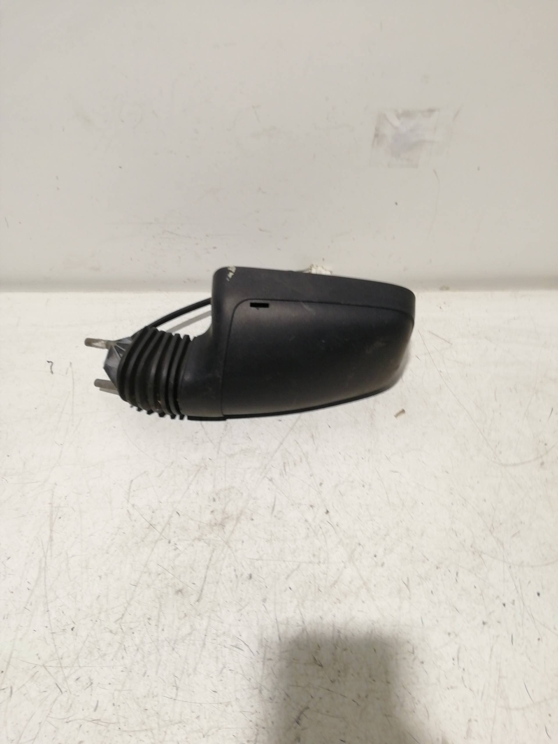 Retrovisor izquierdo PEUGEOT 405 BERLINA 2