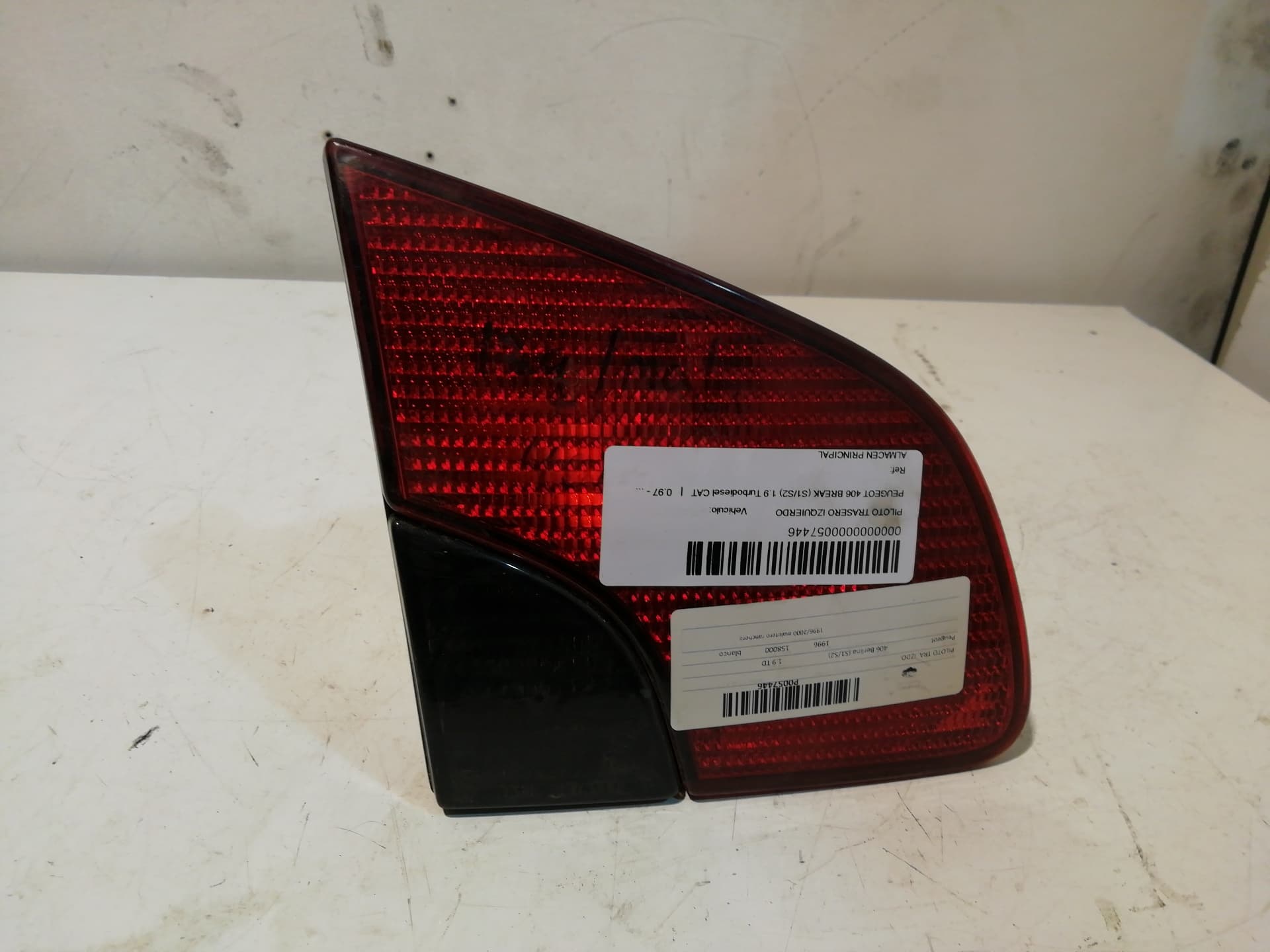 Piloto trasero izquierdo PEUGEOT 406 BREAK (S1/S2)