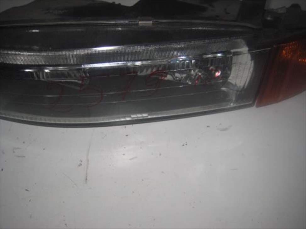 Faro izquierdo MITSUBISHI GALANT BERLINA (E50)