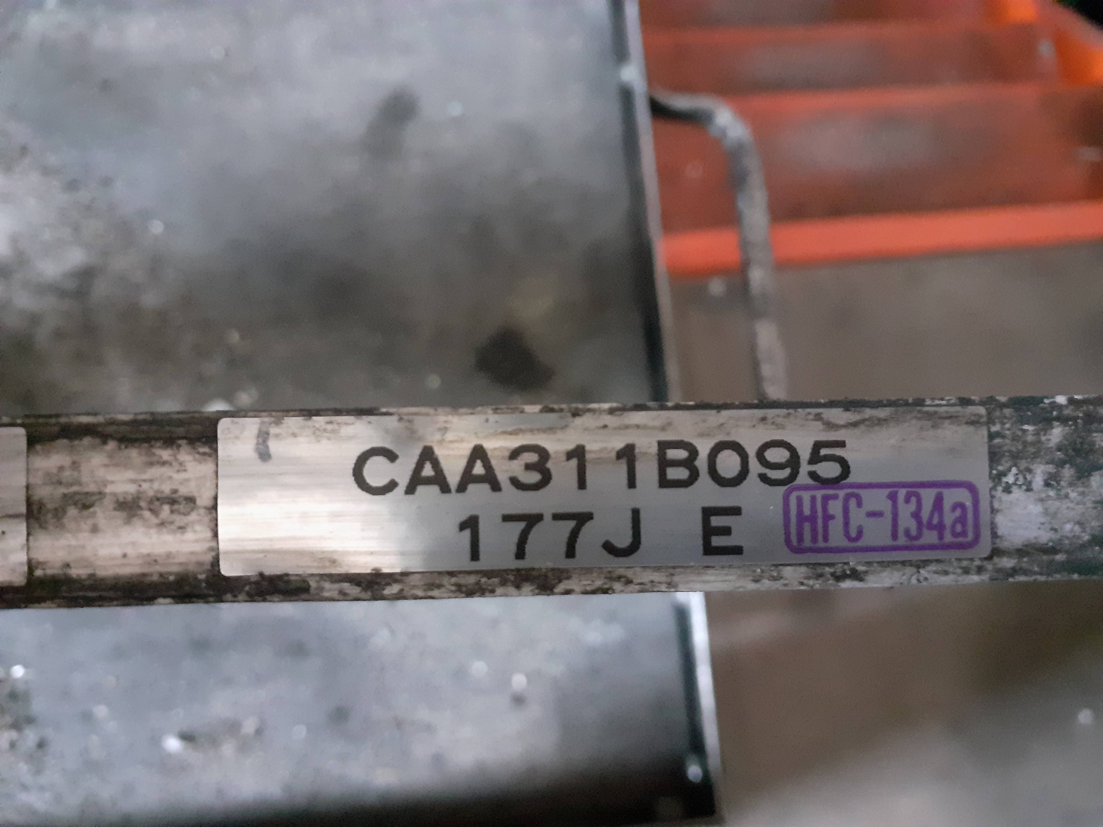 Recambio MITSUBISHI GALANT BERLINA (E50) ref. CAA311B095 3