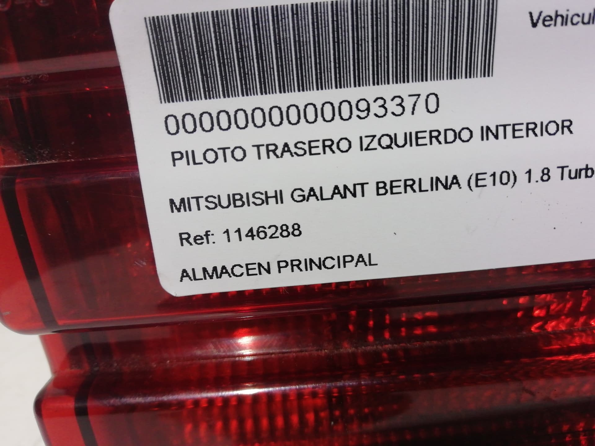 Piloto trasero izquierdo interior MITSUBISHI GALANT BERLINA (E50) 3