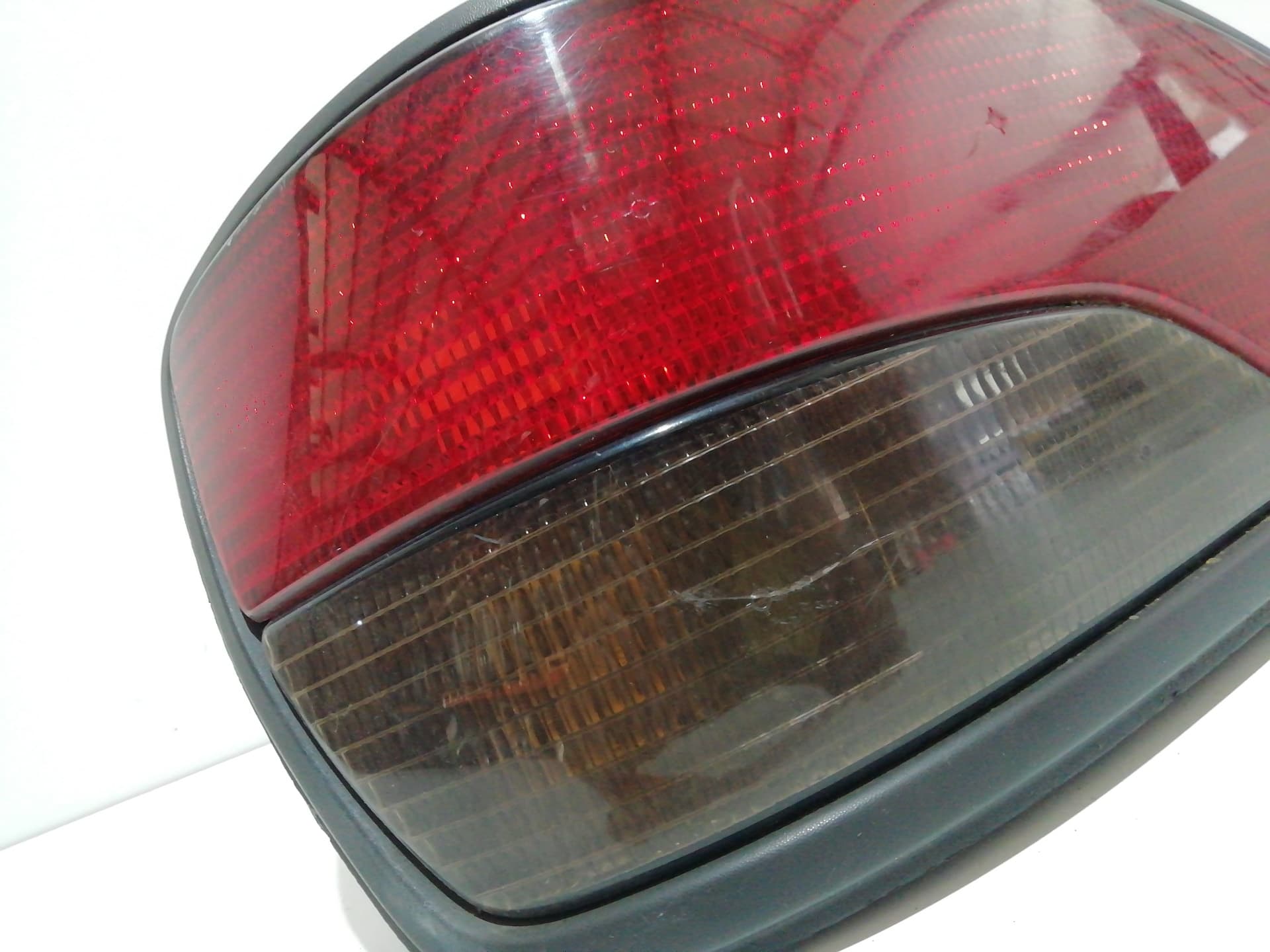 Piloto trasero izquierdo PEUGEOT 306 BERLINA 4 PUERTAS (S1) 5