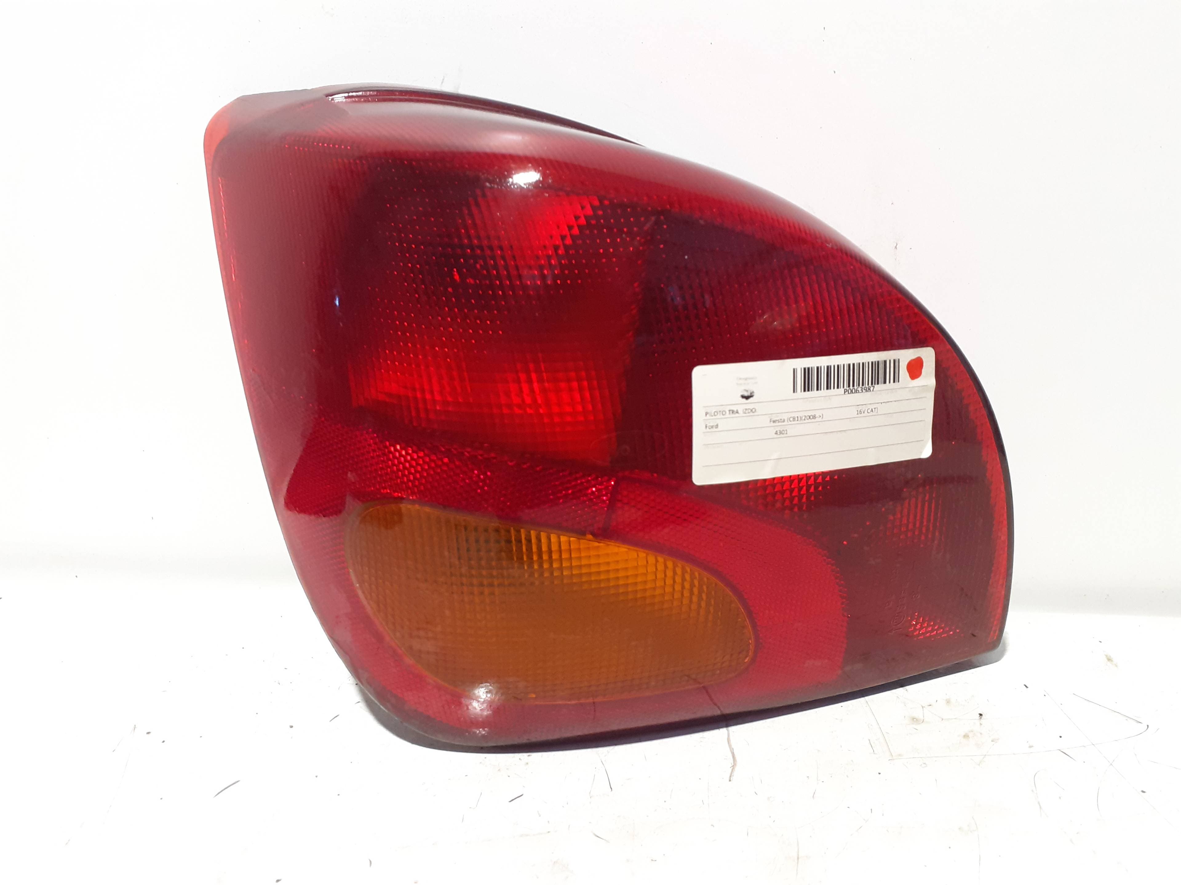 Piloto trasero izquierdo FORD FIESTA BERLINA