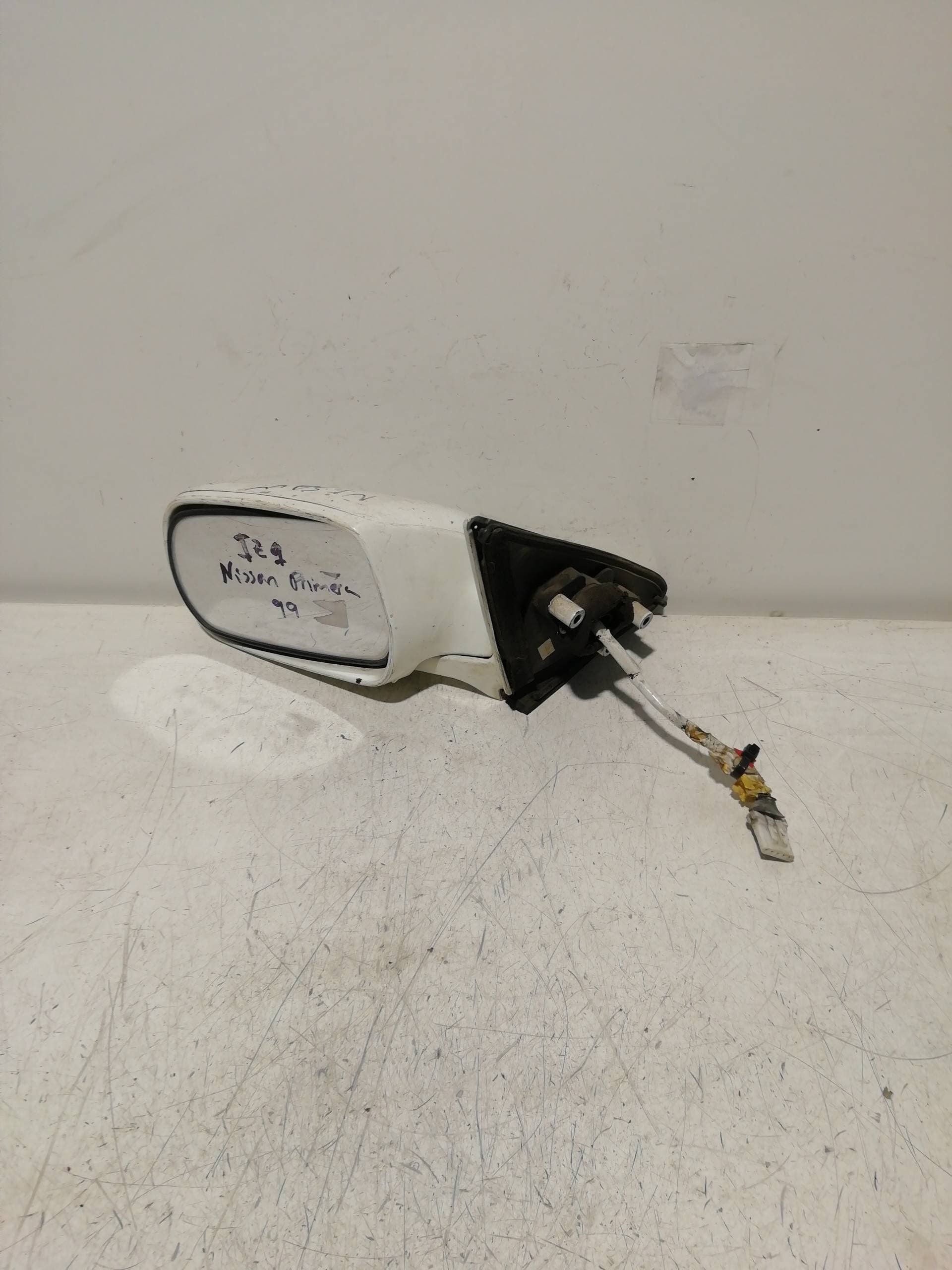 Retrovisor izquierdo NISSAN PRIMERA BERLINA (P11)