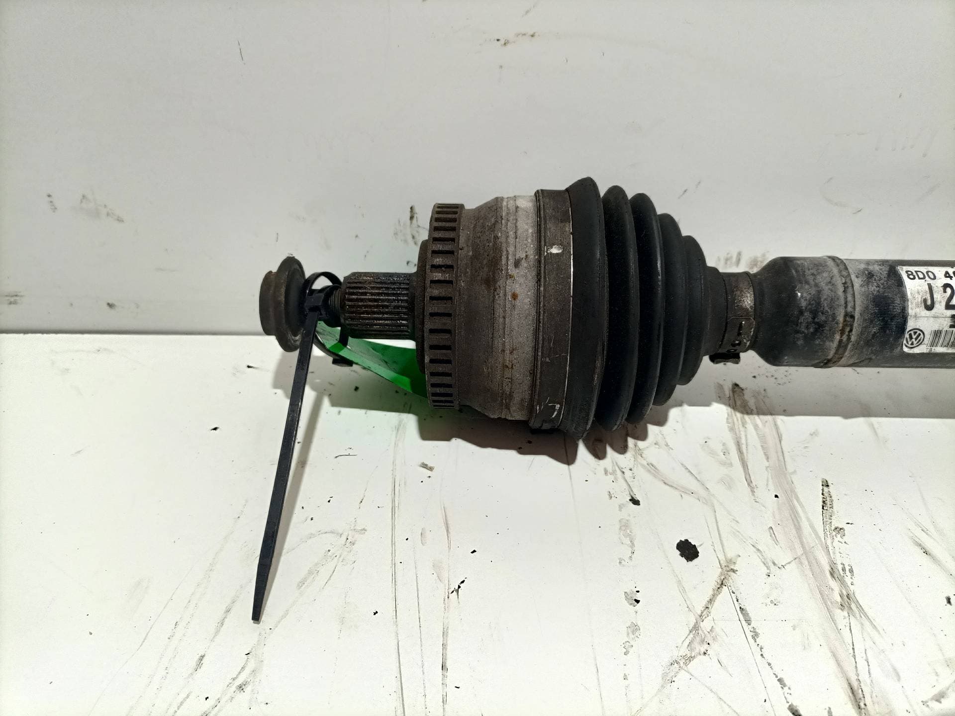 Transmision delantera derecha VOLKSWAGEN PASSAT BERLINA (3A2) 4