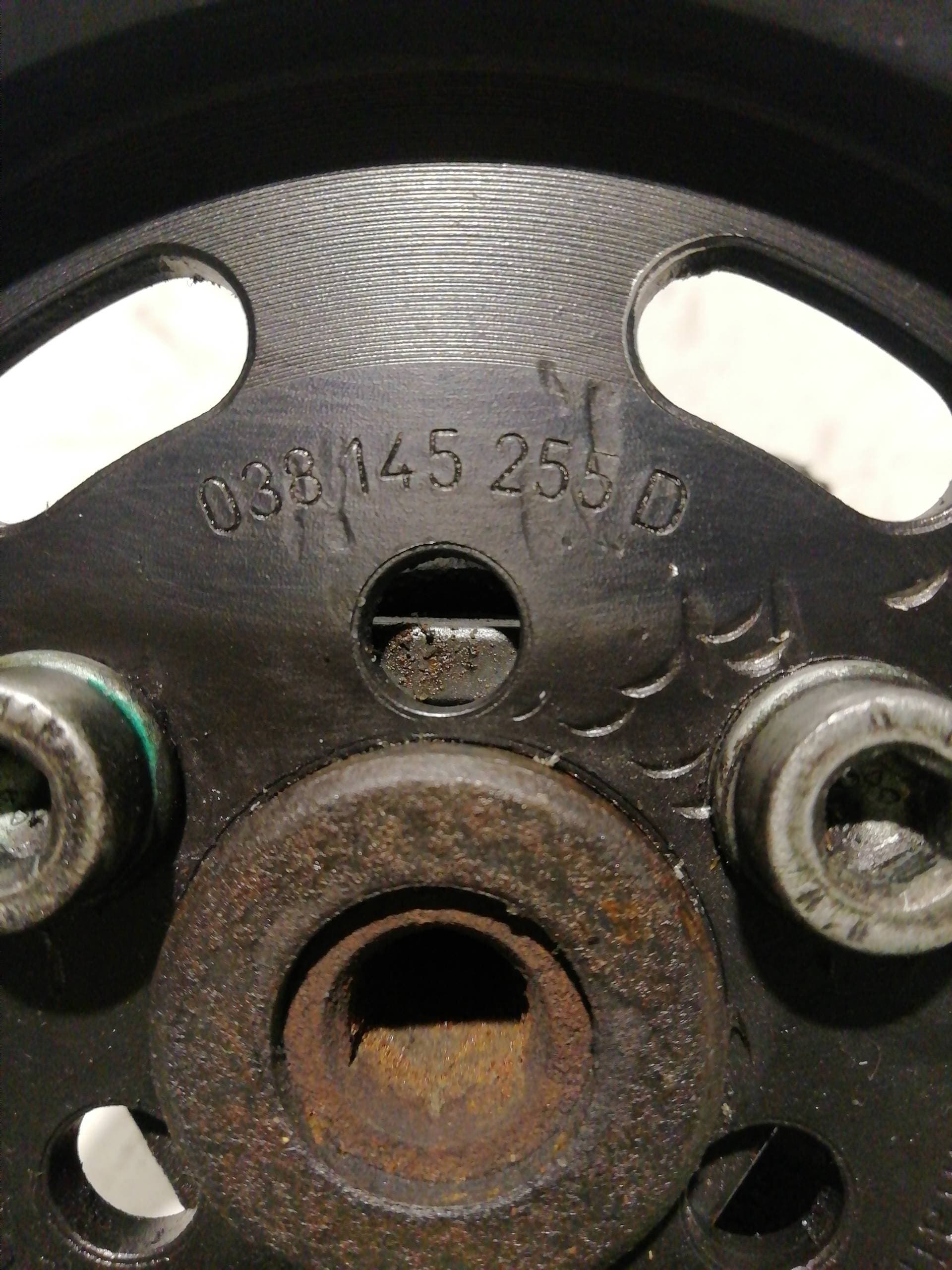 Bomba direccion VOLKSWAGEN PASSAT BERLINA (3A2) 2