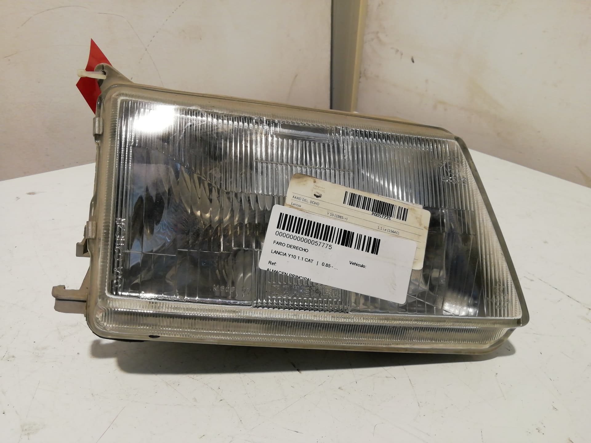 Faro derecho LANCIA Y10