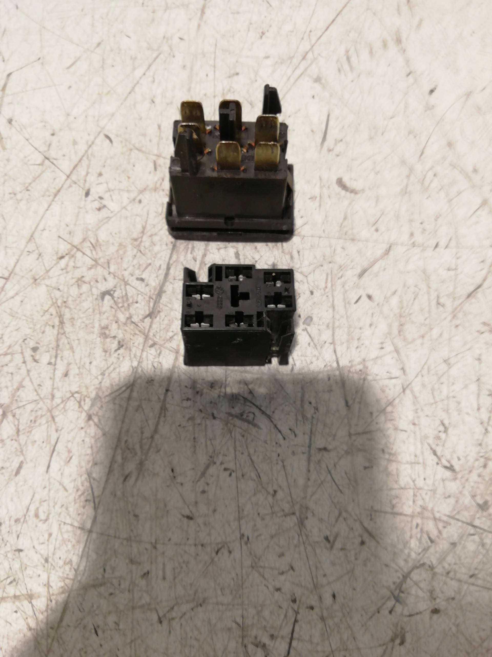 Mando elevalunas delantero derecho SEAT IBIZA (6K) 3
