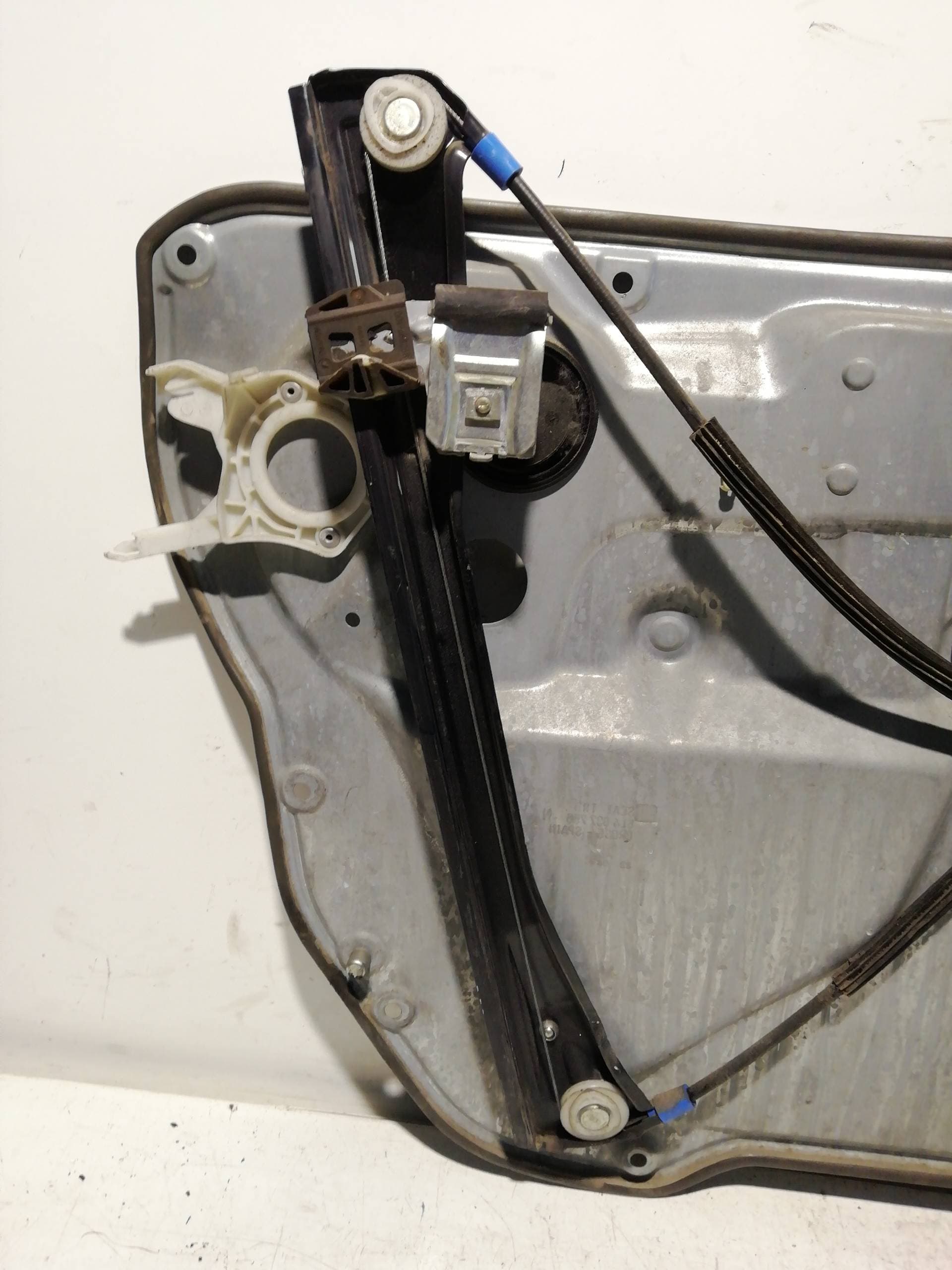 Elevalunas delantero derecho SEAT IBIZA (6K) 3