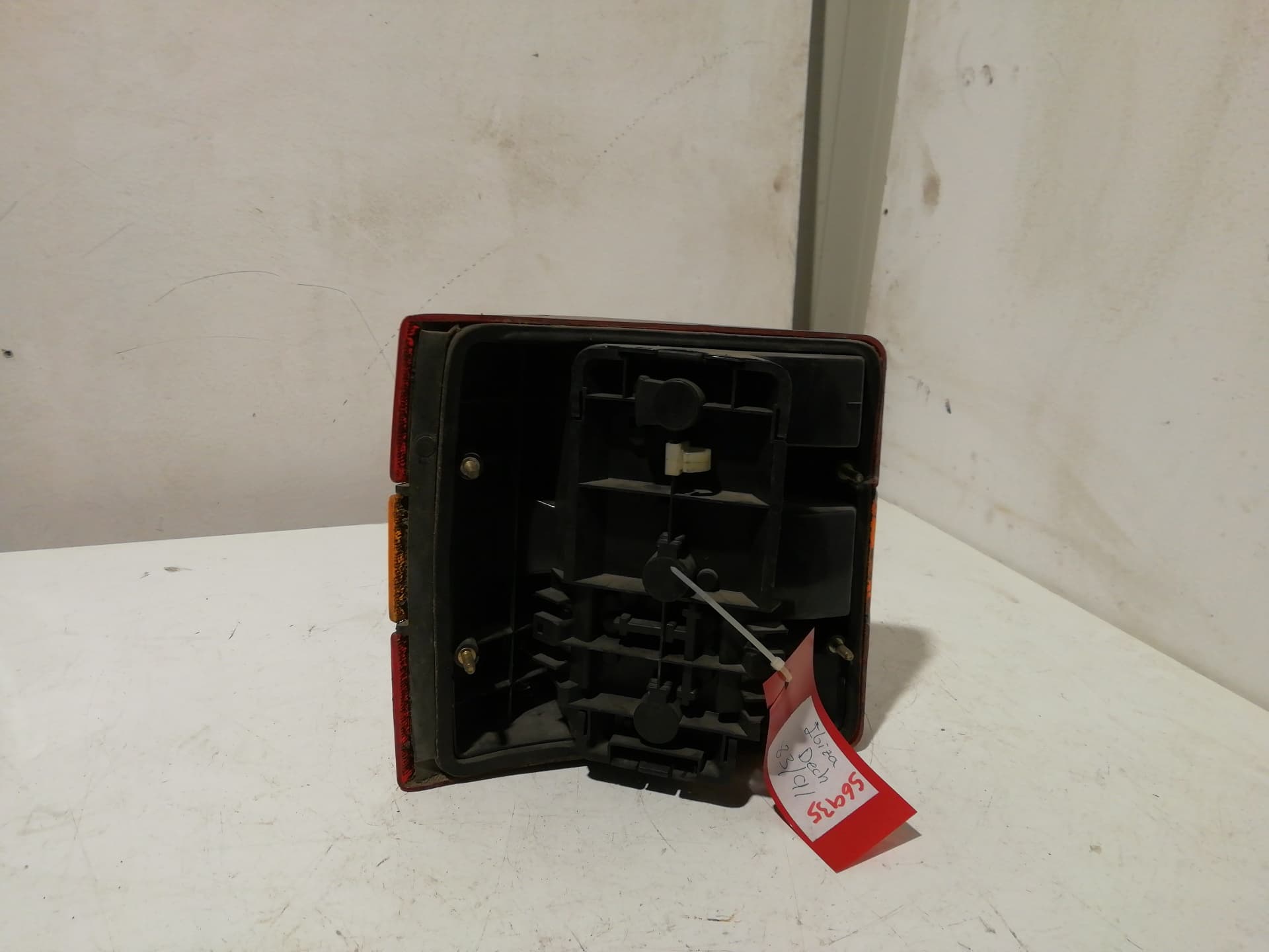 Piloto trasero derecho SEAT IBIZA (6K) 2