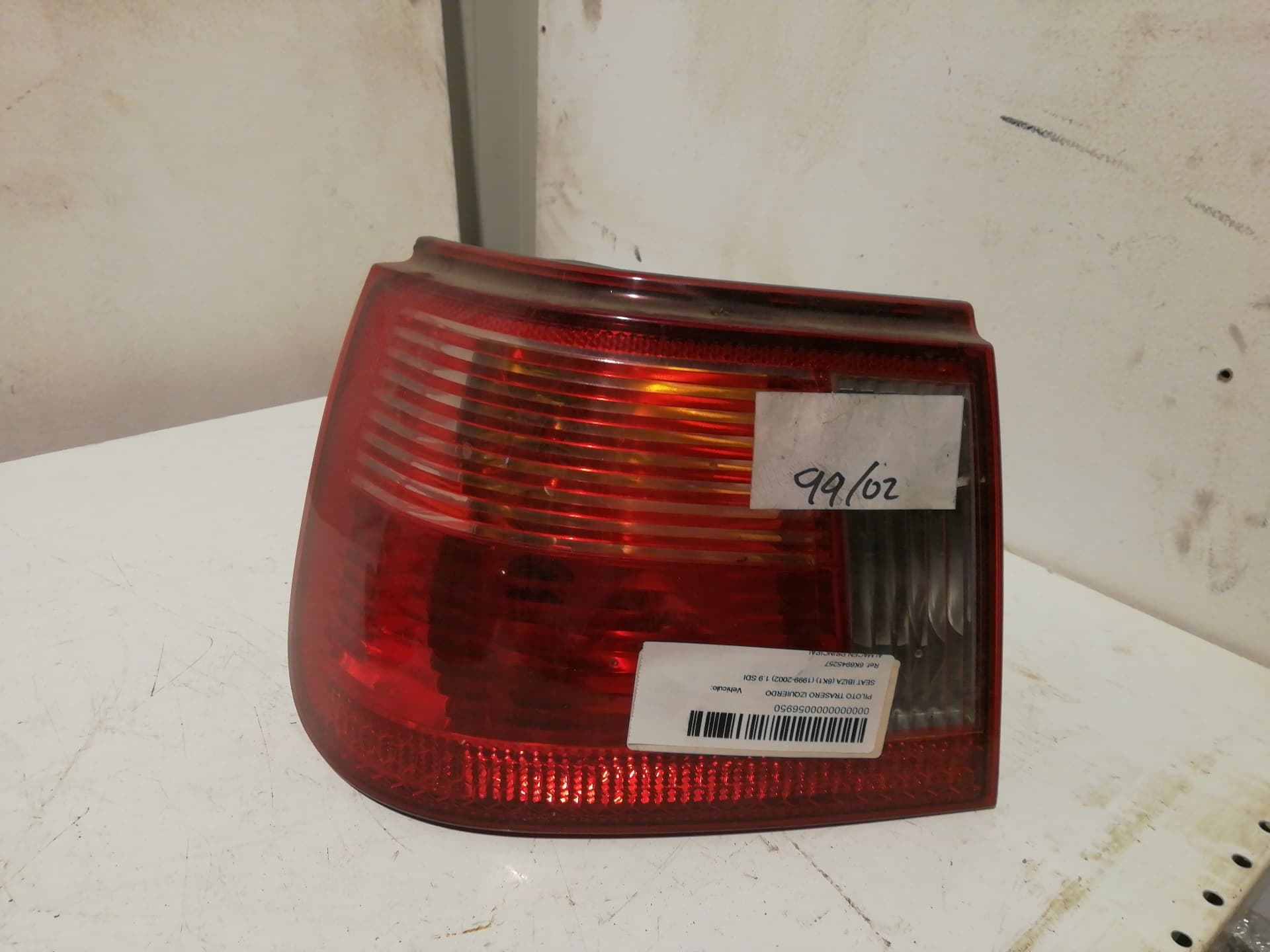 Piloto trasero izquierdo SEAT IBIZA (6K)