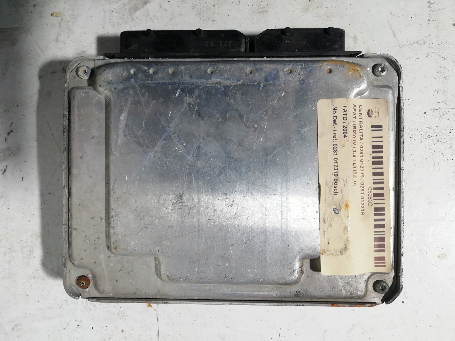 Centralita motor uce SEAT IBIZA (6K) 3