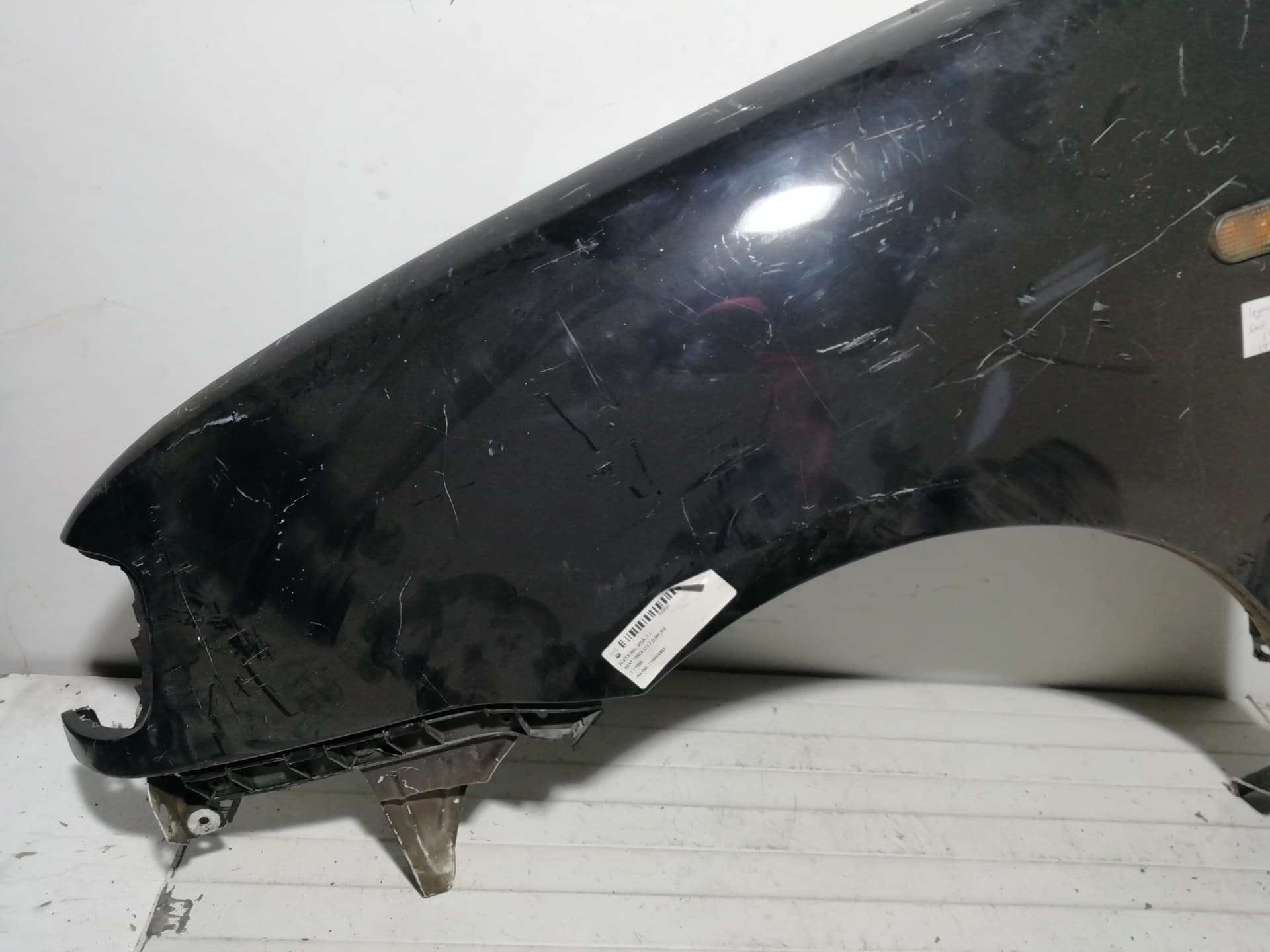 Aleta delantera izquierda SEAT IBIZA (6K) 3