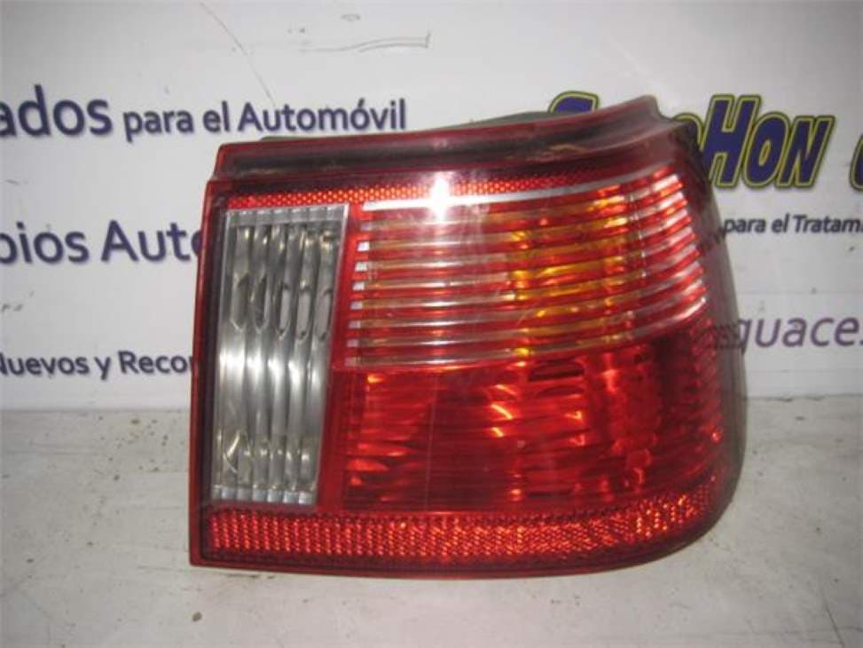 Piloto trasero derecho SEAT IBIZA (6K)