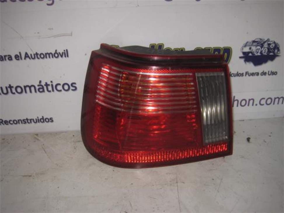 Piloto trasero izquierdo SEAT IBIZA (6K)