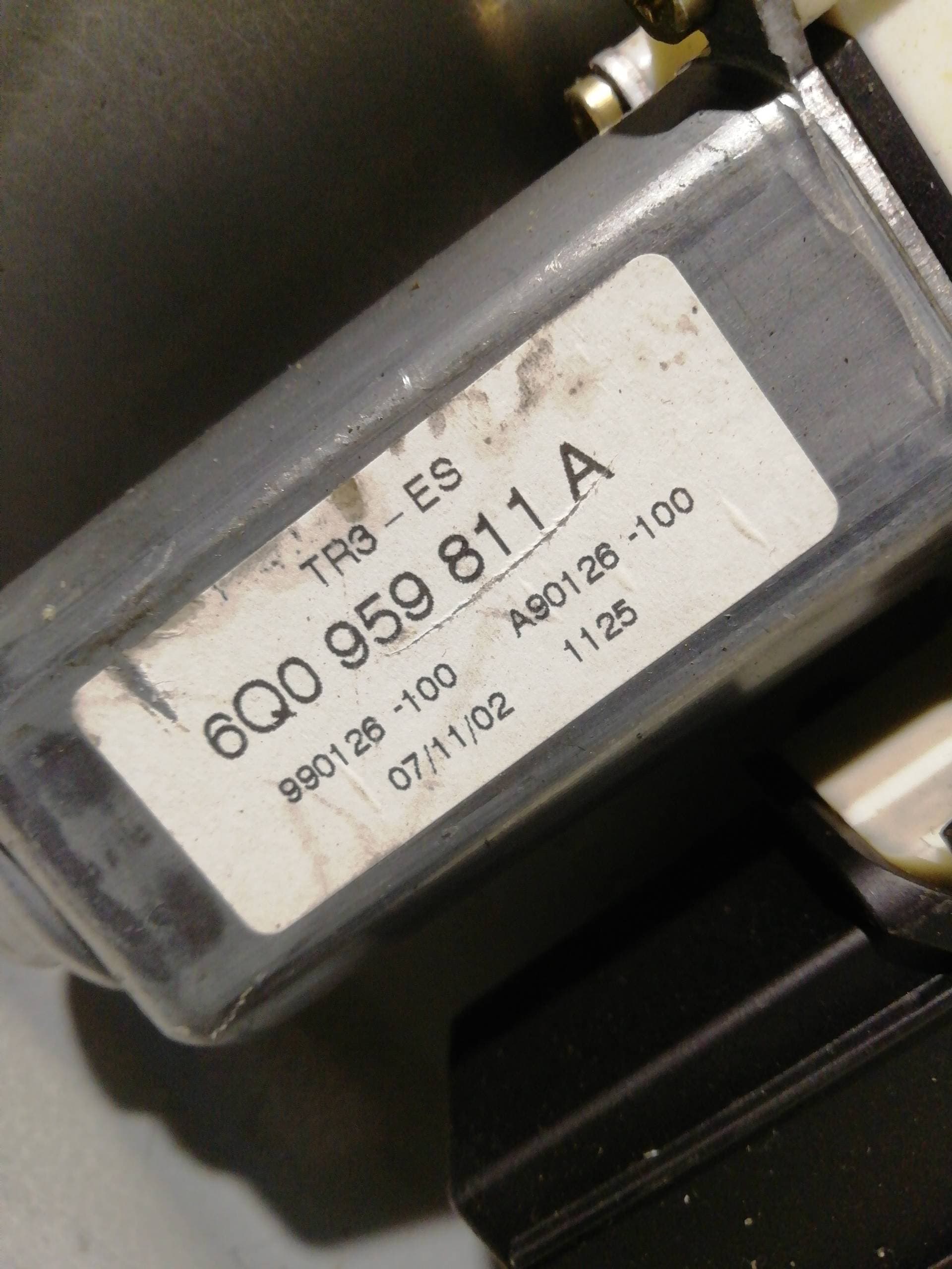 Elevalunas trasero izquierdo SEAT IBIZA (6K) 4