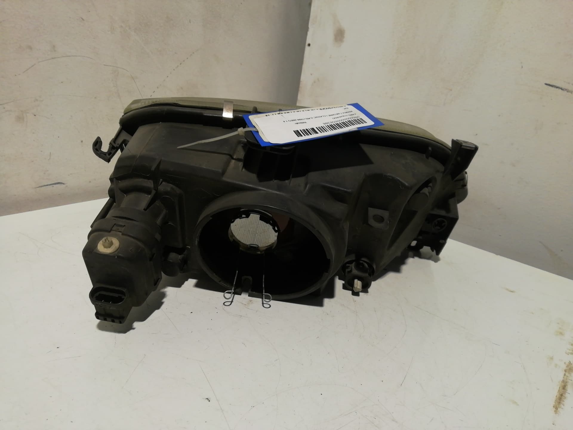 Faro izquierdo RENAULT MEGANE I CLASSIC (LA0) 2