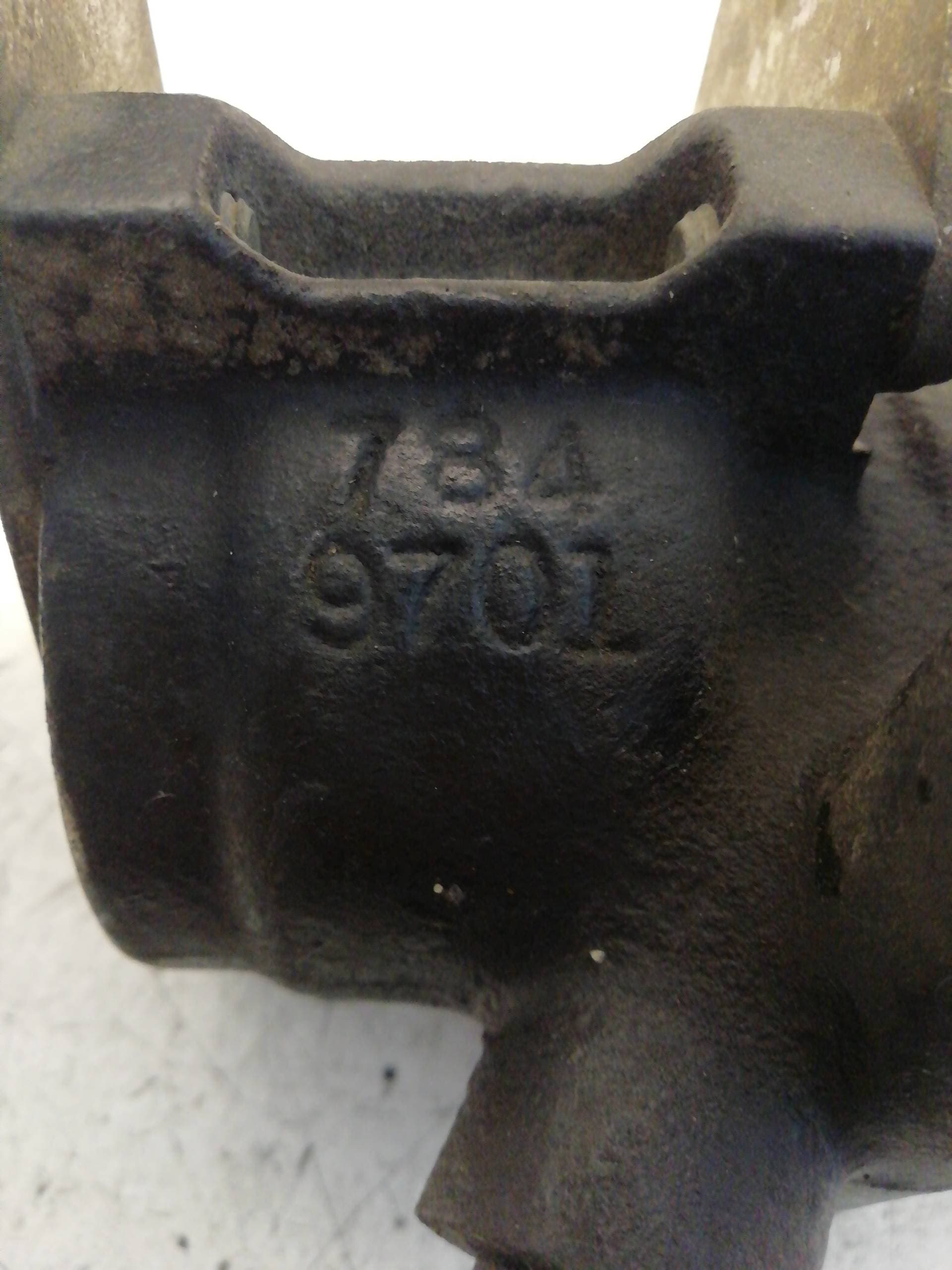 Bomba direccion PEUGEOT 205 BERLINA