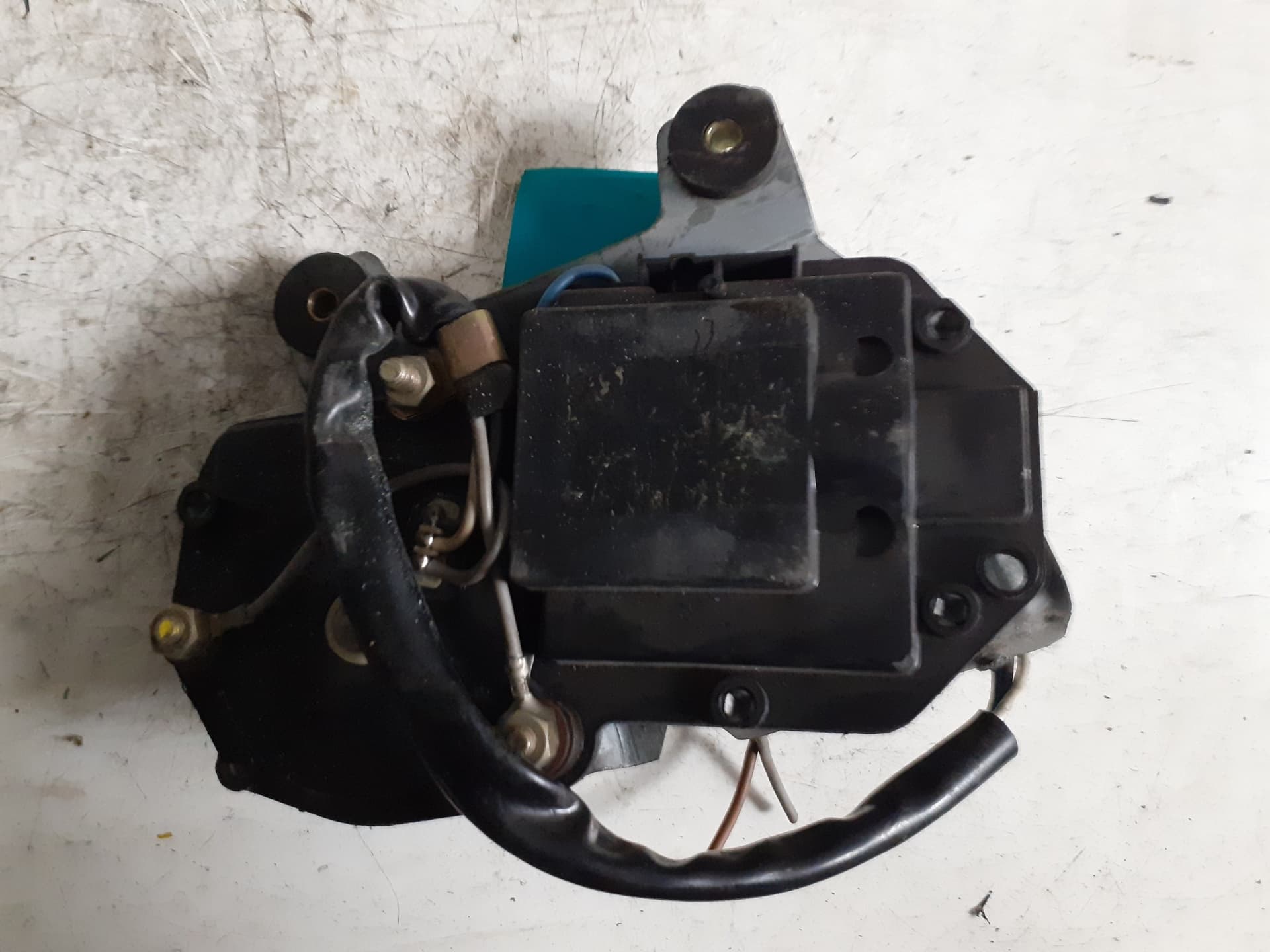 Motor limpia trasero PEUGEOT 205 BERLINA 2