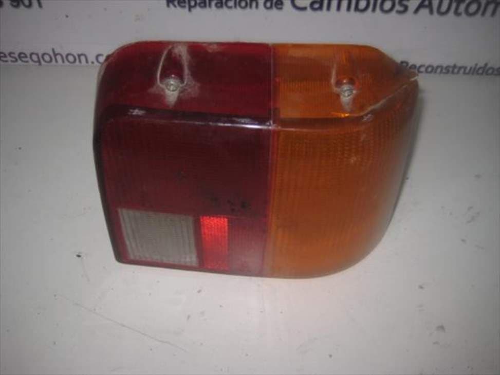 Piloto trasero derecho PEUGEOT 205 BERLINA 2