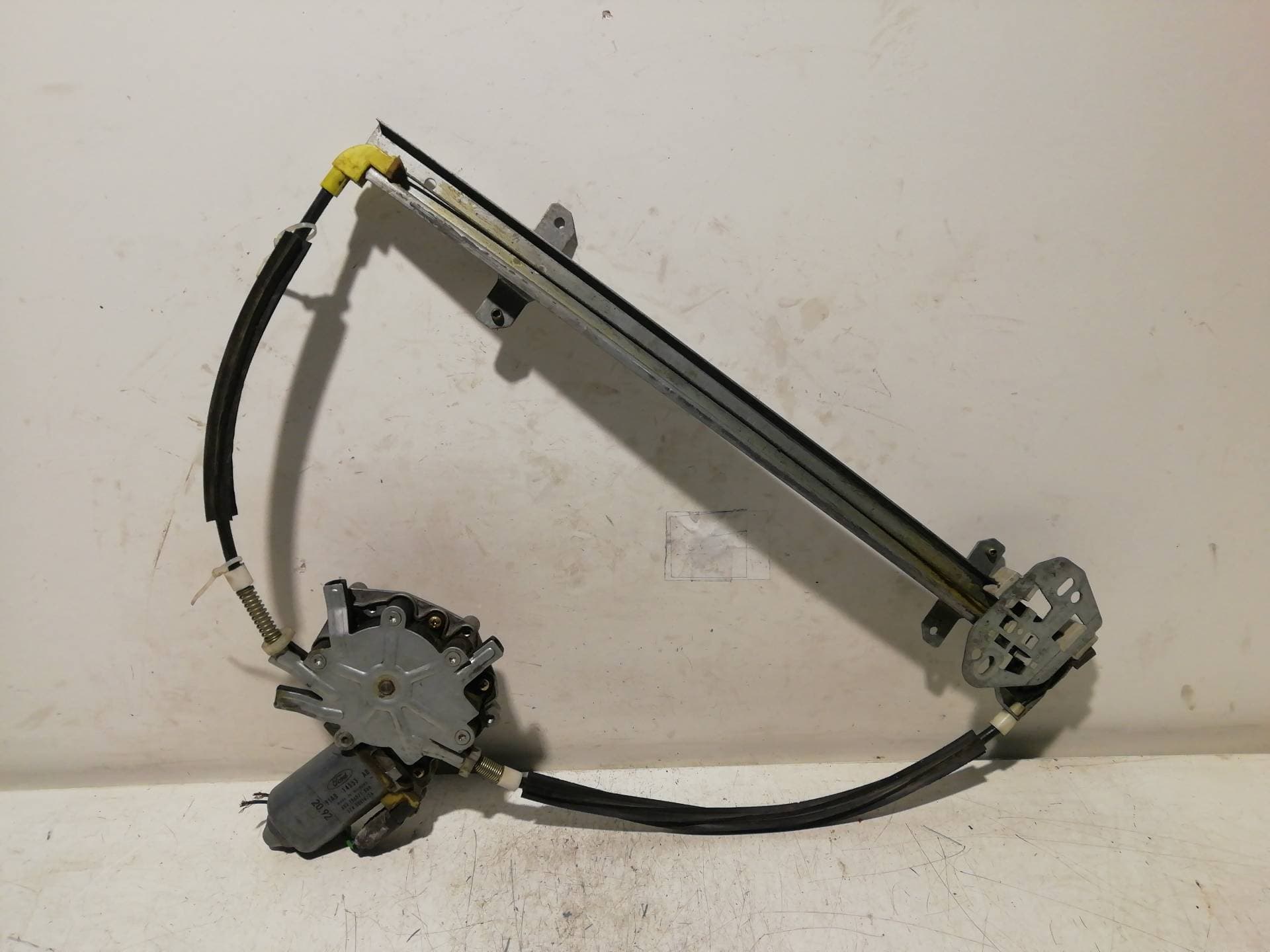 Elevalunas delantero derecho FORD ORION
