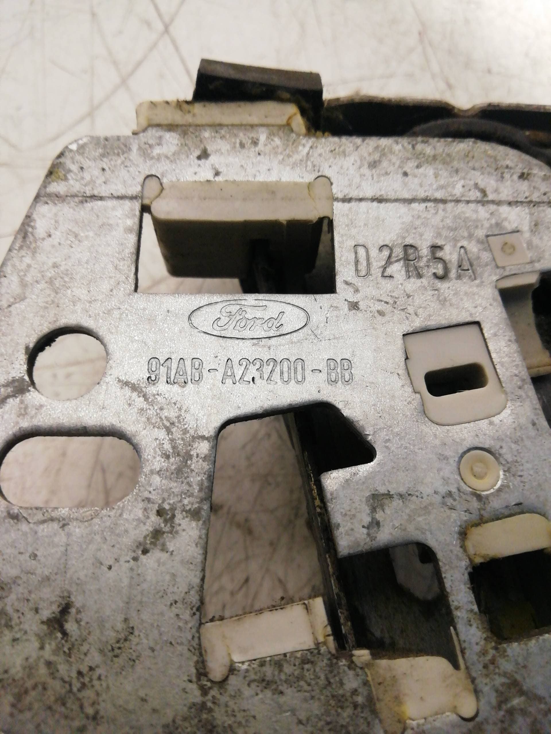 Elevalunas delantero derecho FORD ORION 2