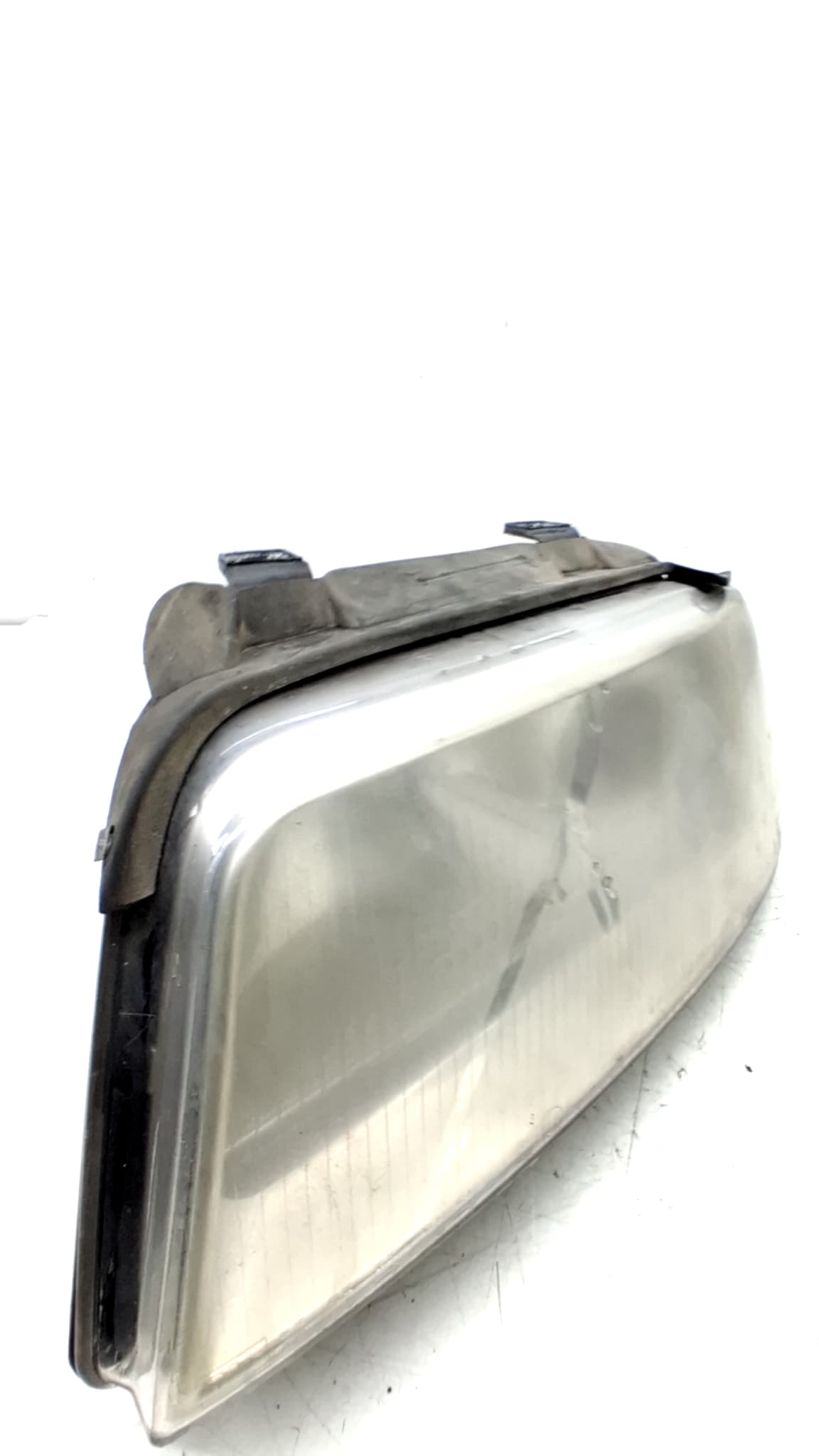 Faro izquierdo AUDI A4 BERLINA (B5) 2