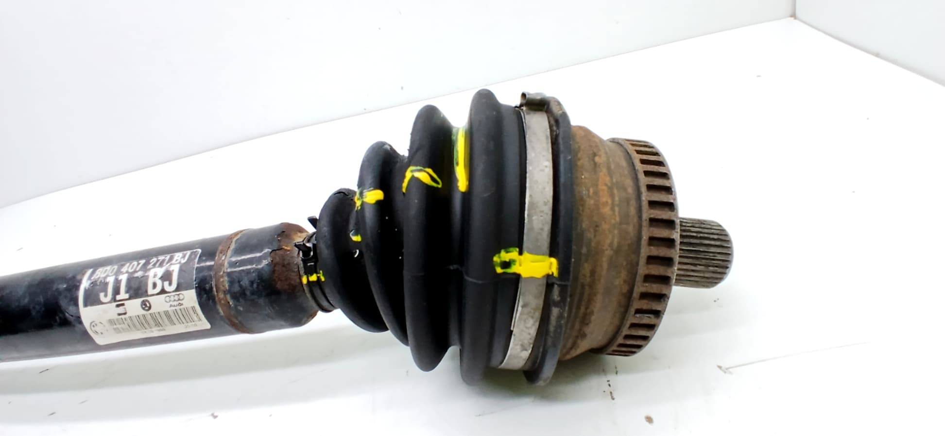 Transmision delantera izquierda AUDI A4 BERLINA (B5) 3