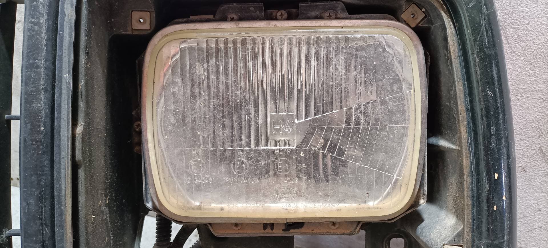 Faro izquierdo JEEP CHEROKEE (J)